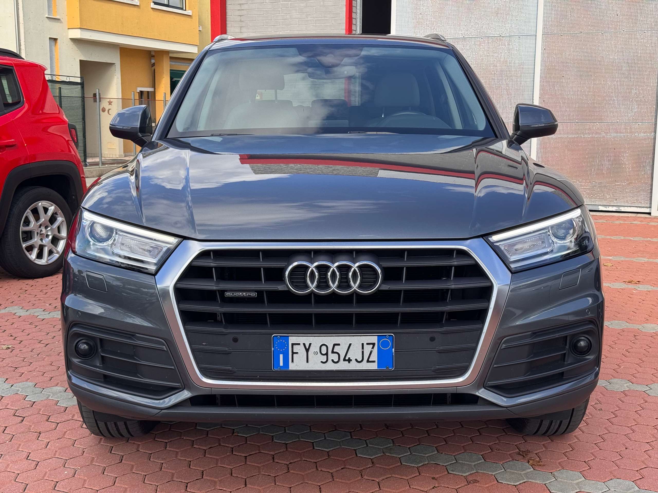 Audi - Q5