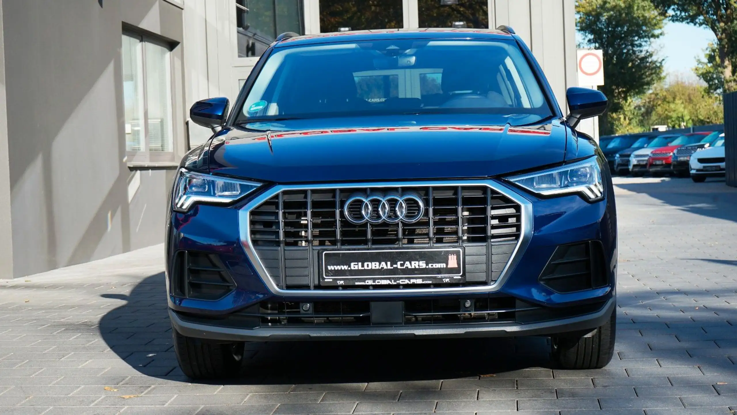 Audi - Q3