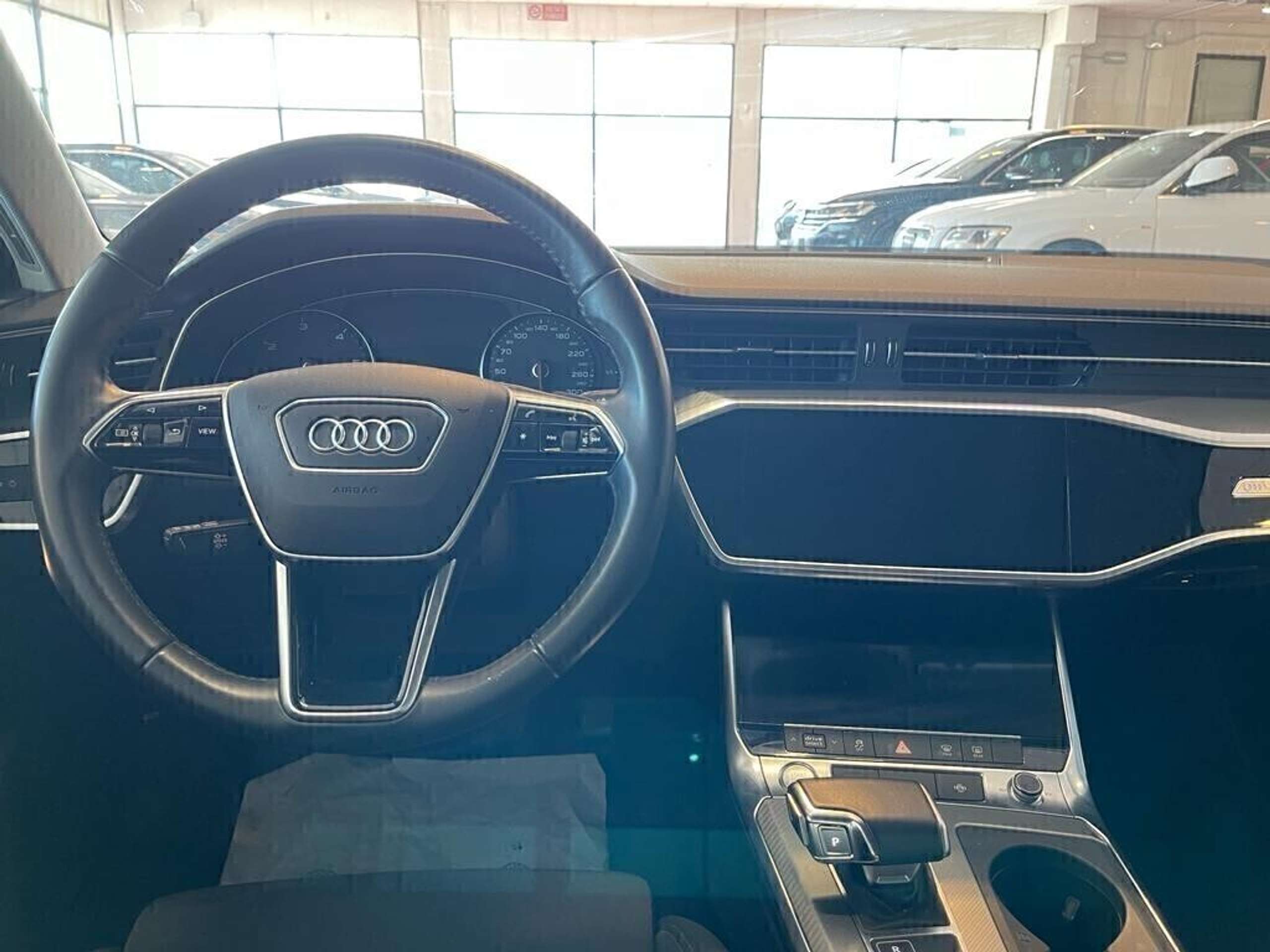 Audi - A6