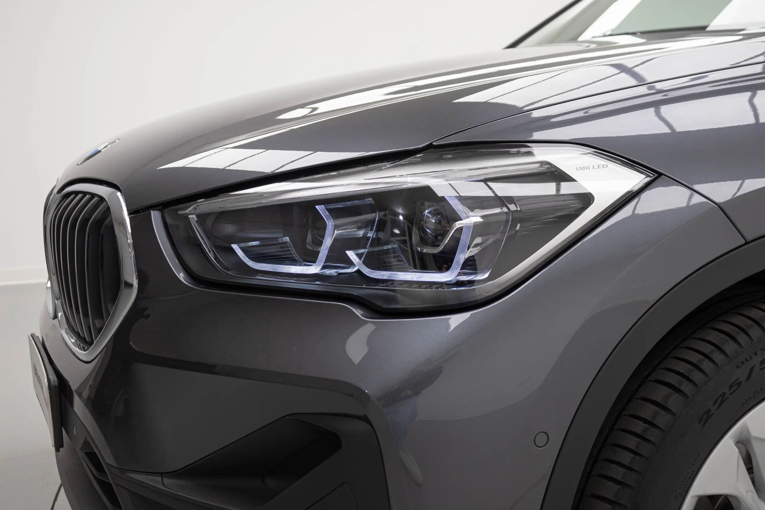 BMW - X1