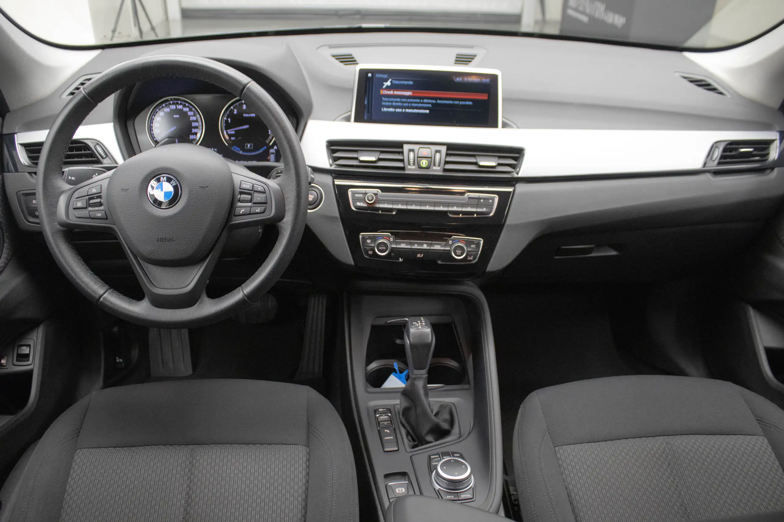 BMW - X1