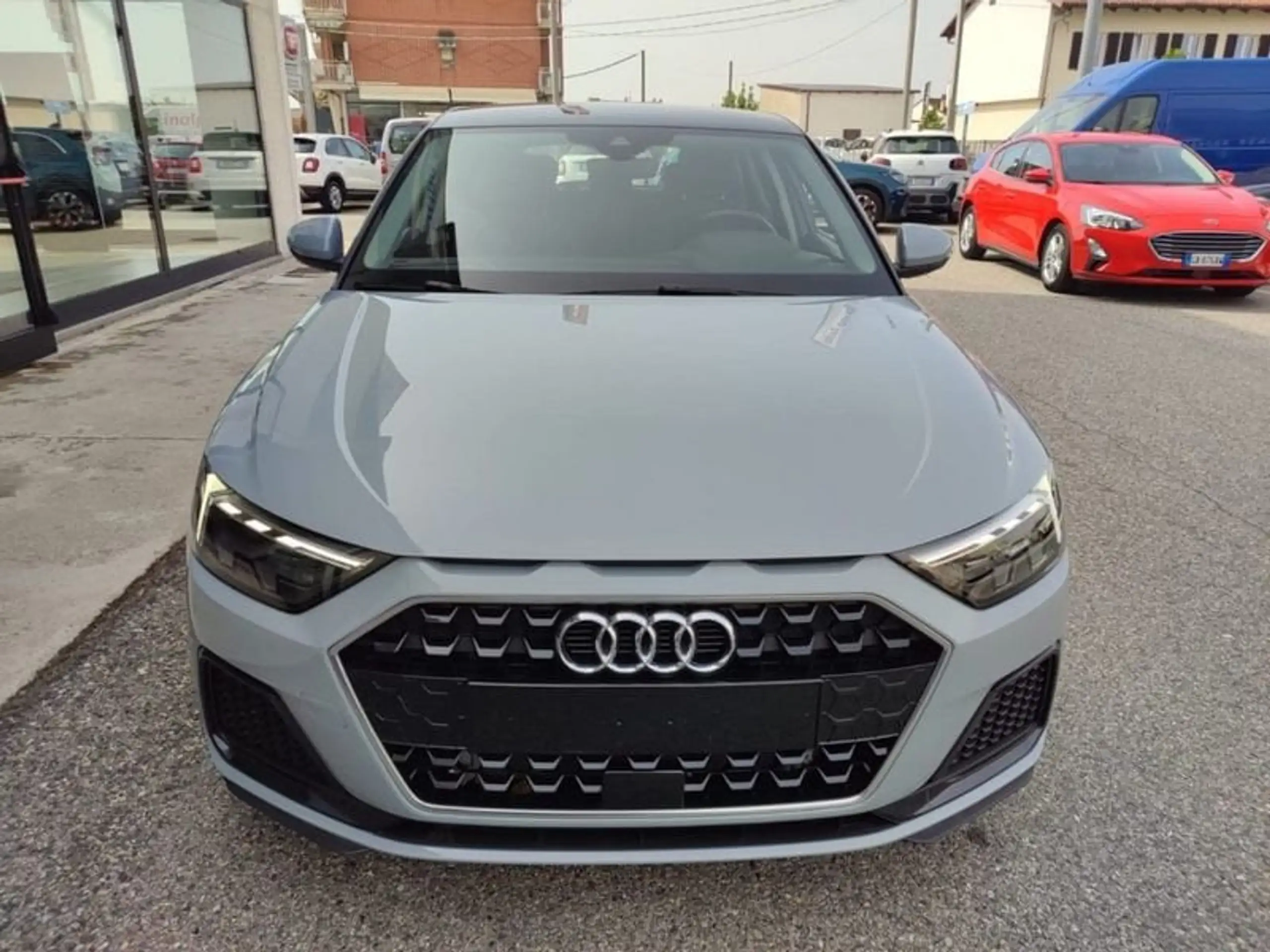 Audi - A1