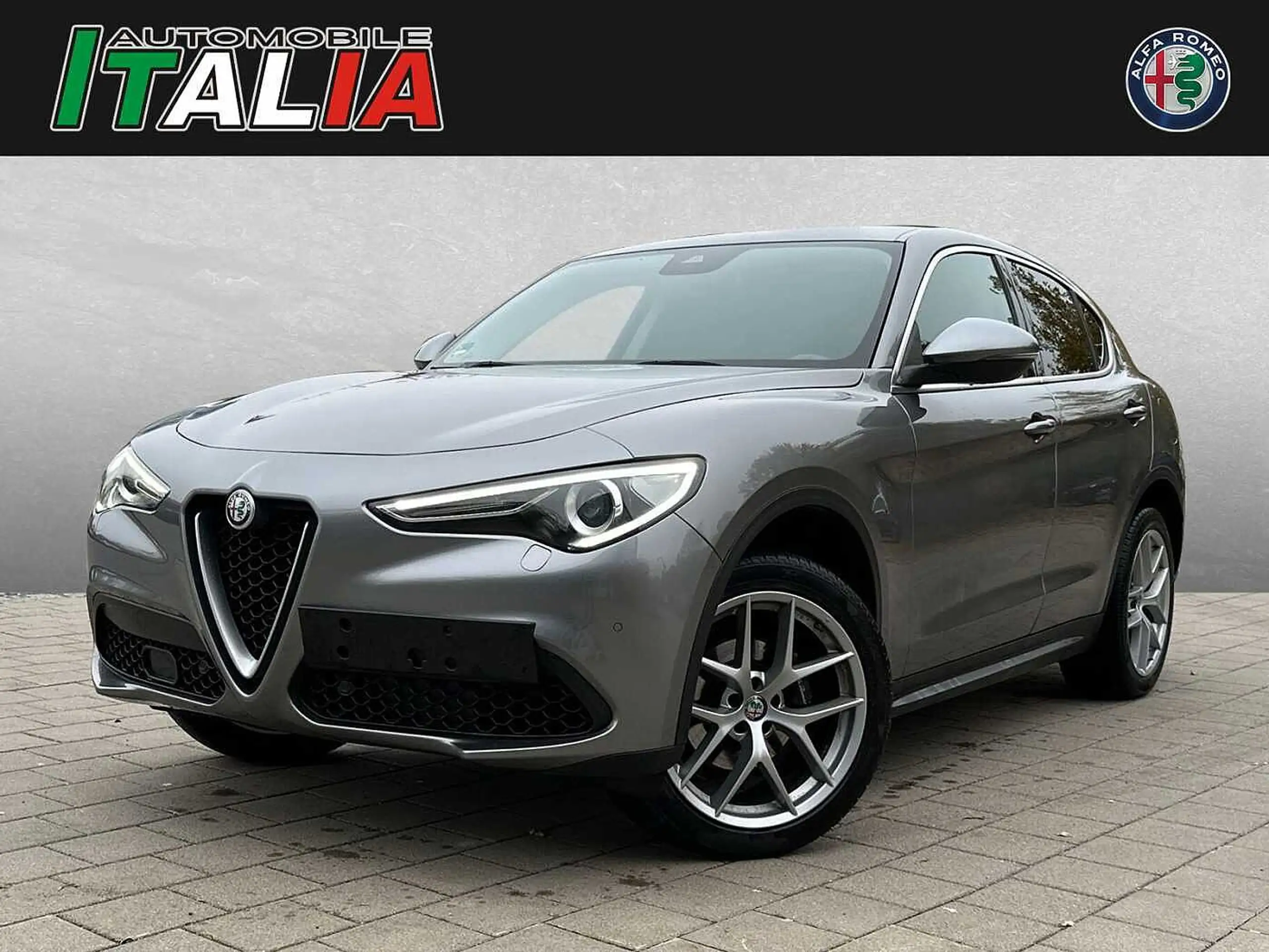 Alfa Romeo Stelvio 2017