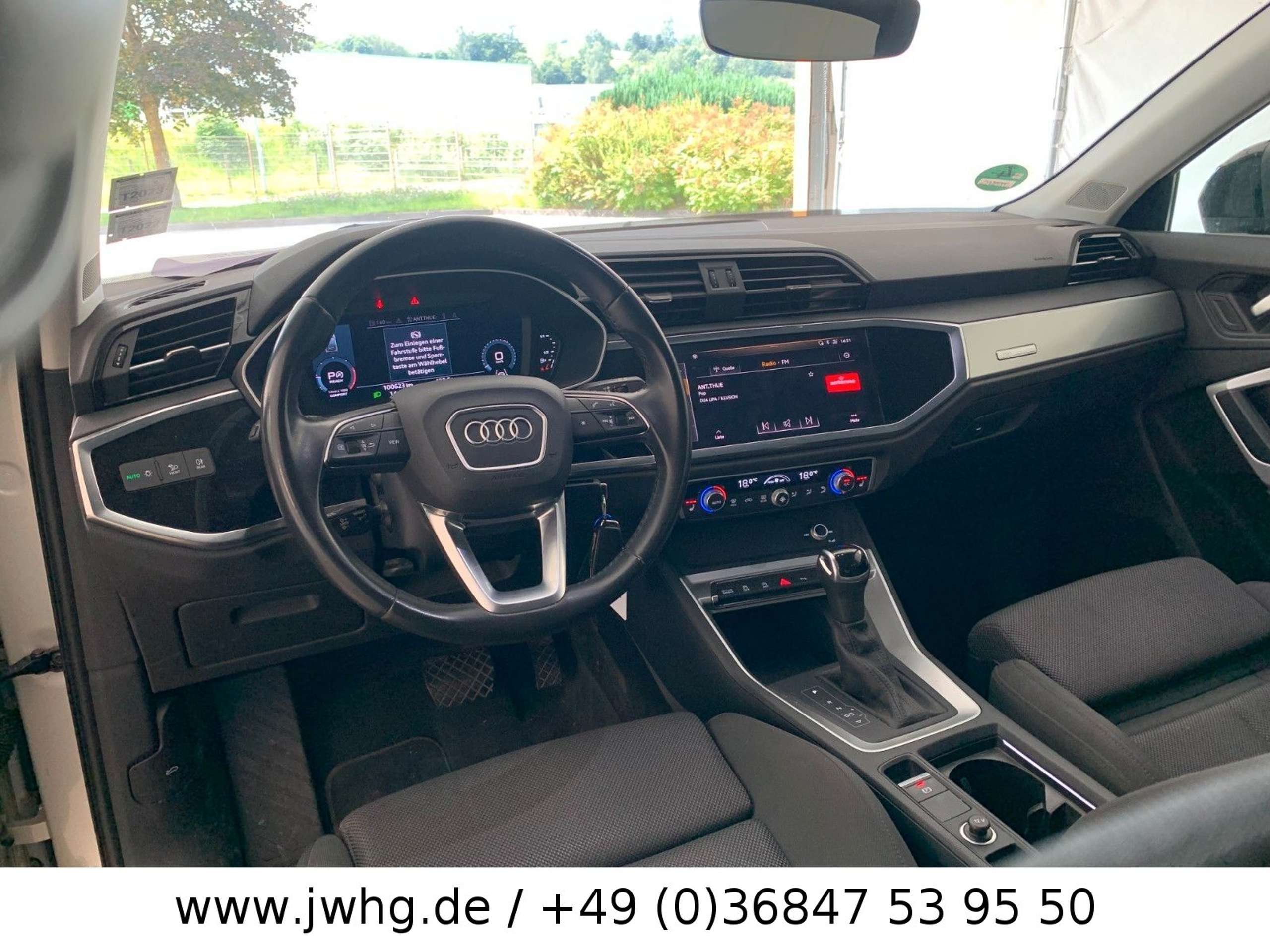 Audi - Q3