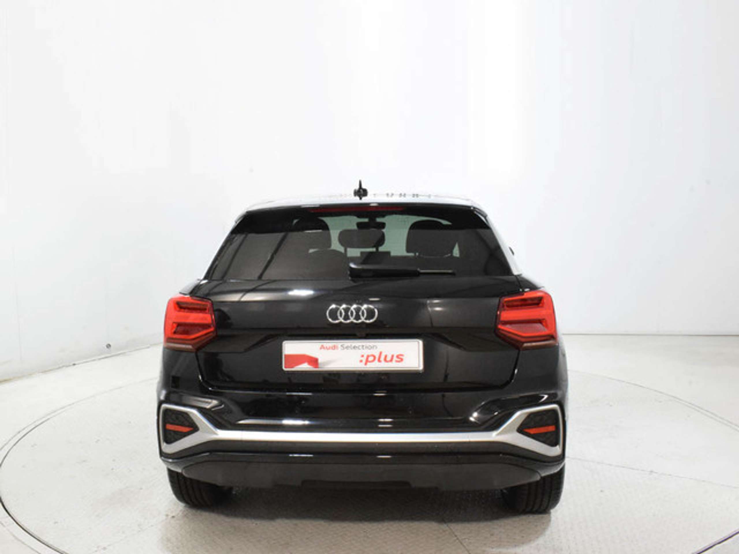 Audi - Q2