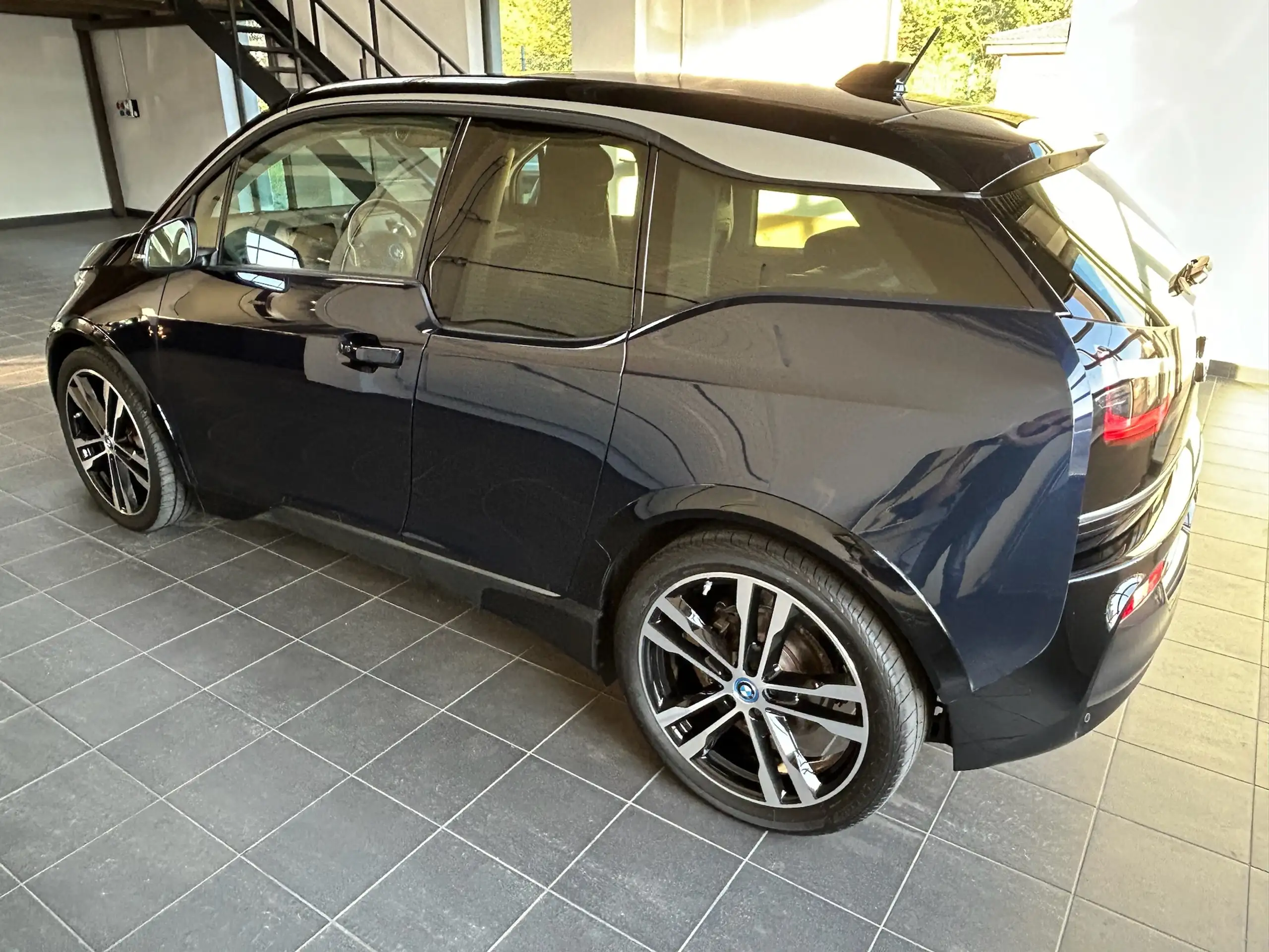 BMW - i3