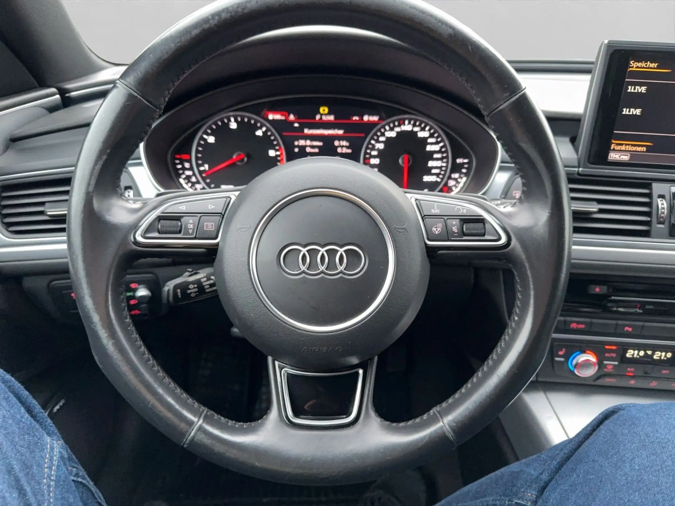 Audi - A6