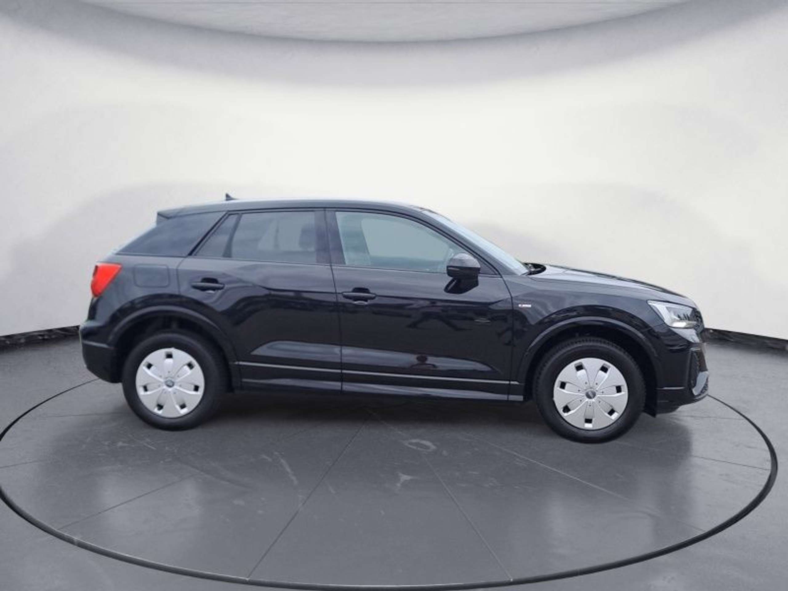 Audi - Q2