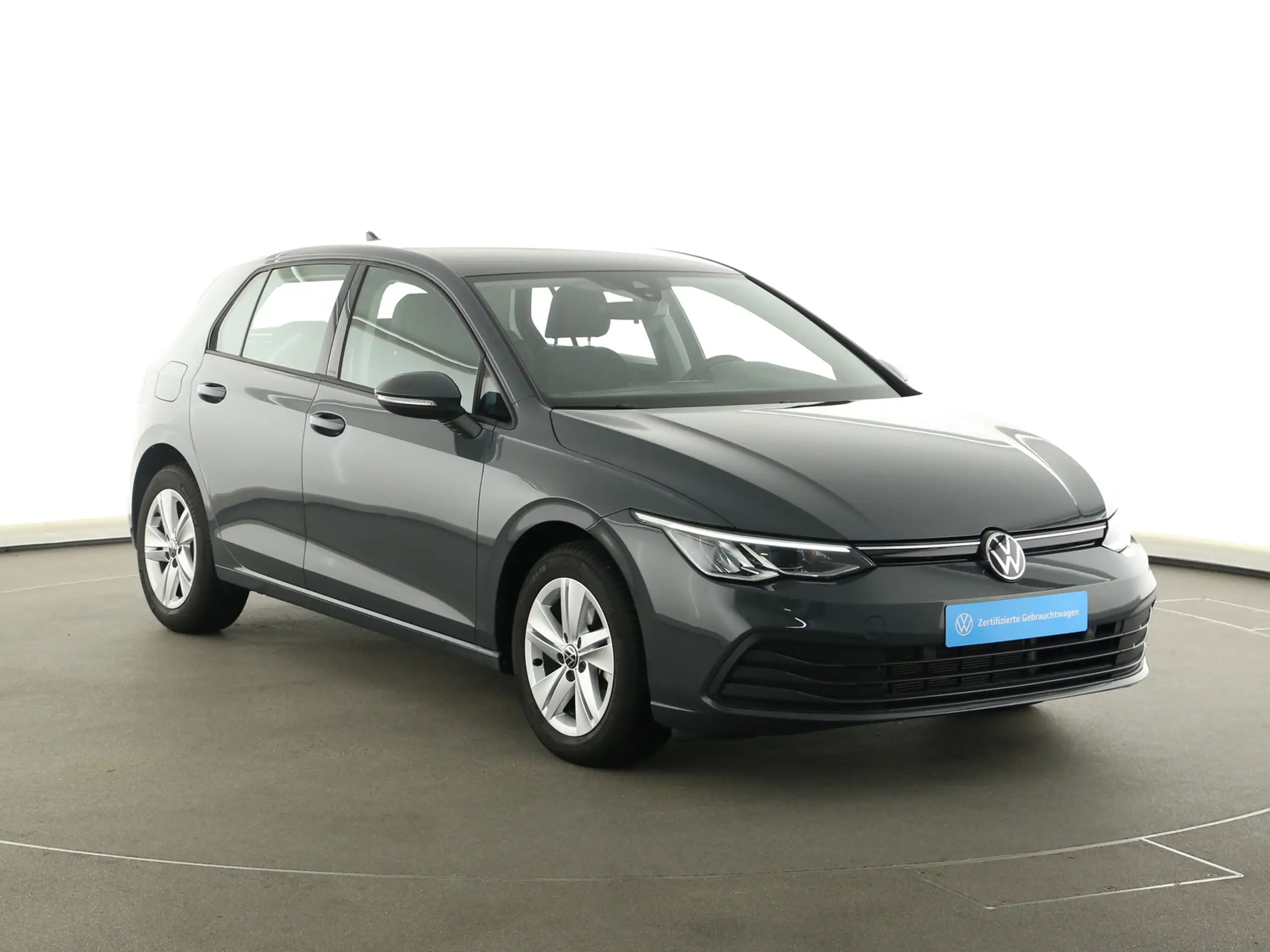 Volkswagen - Golf