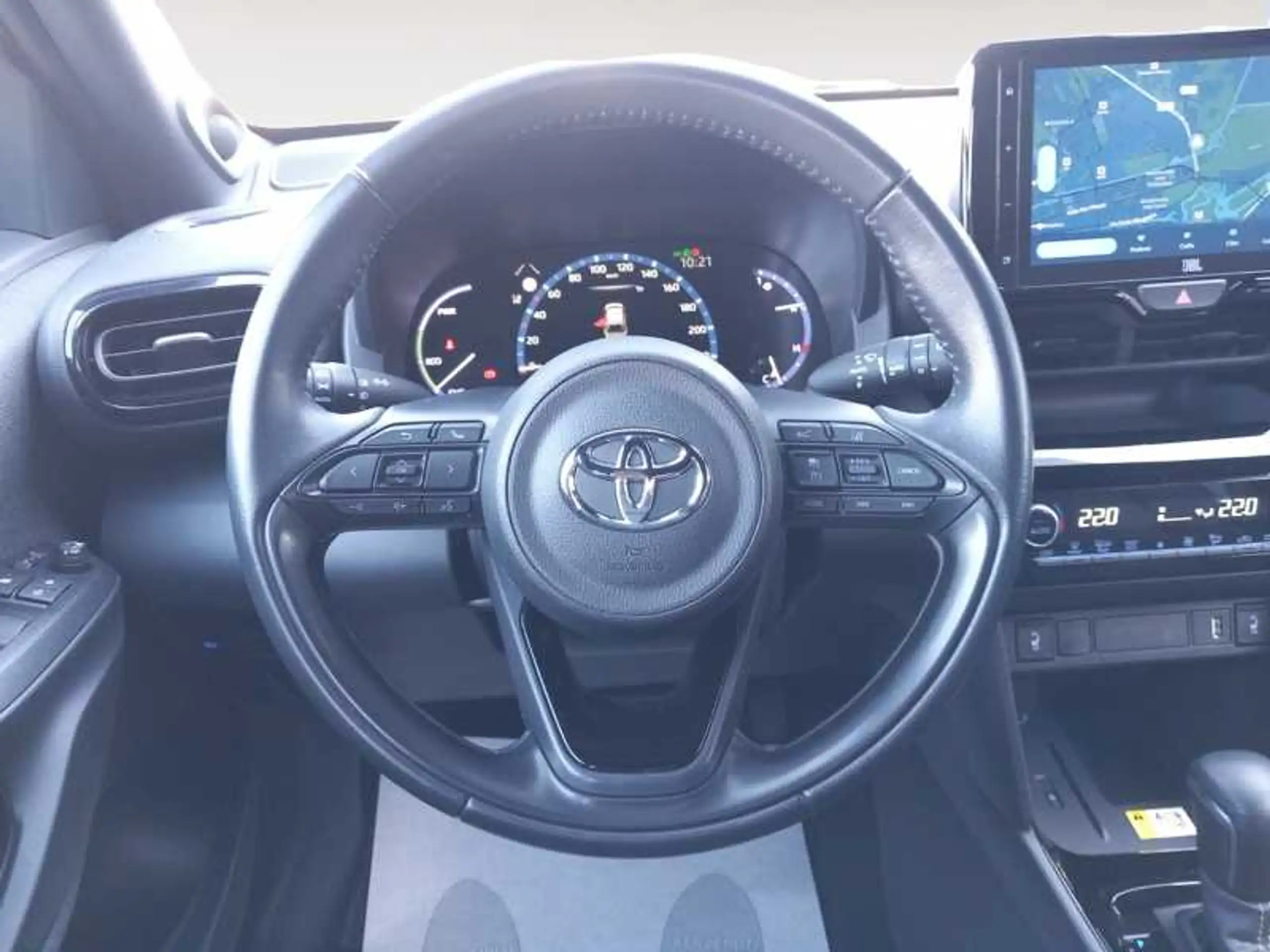 Toyota - Yaris Cross