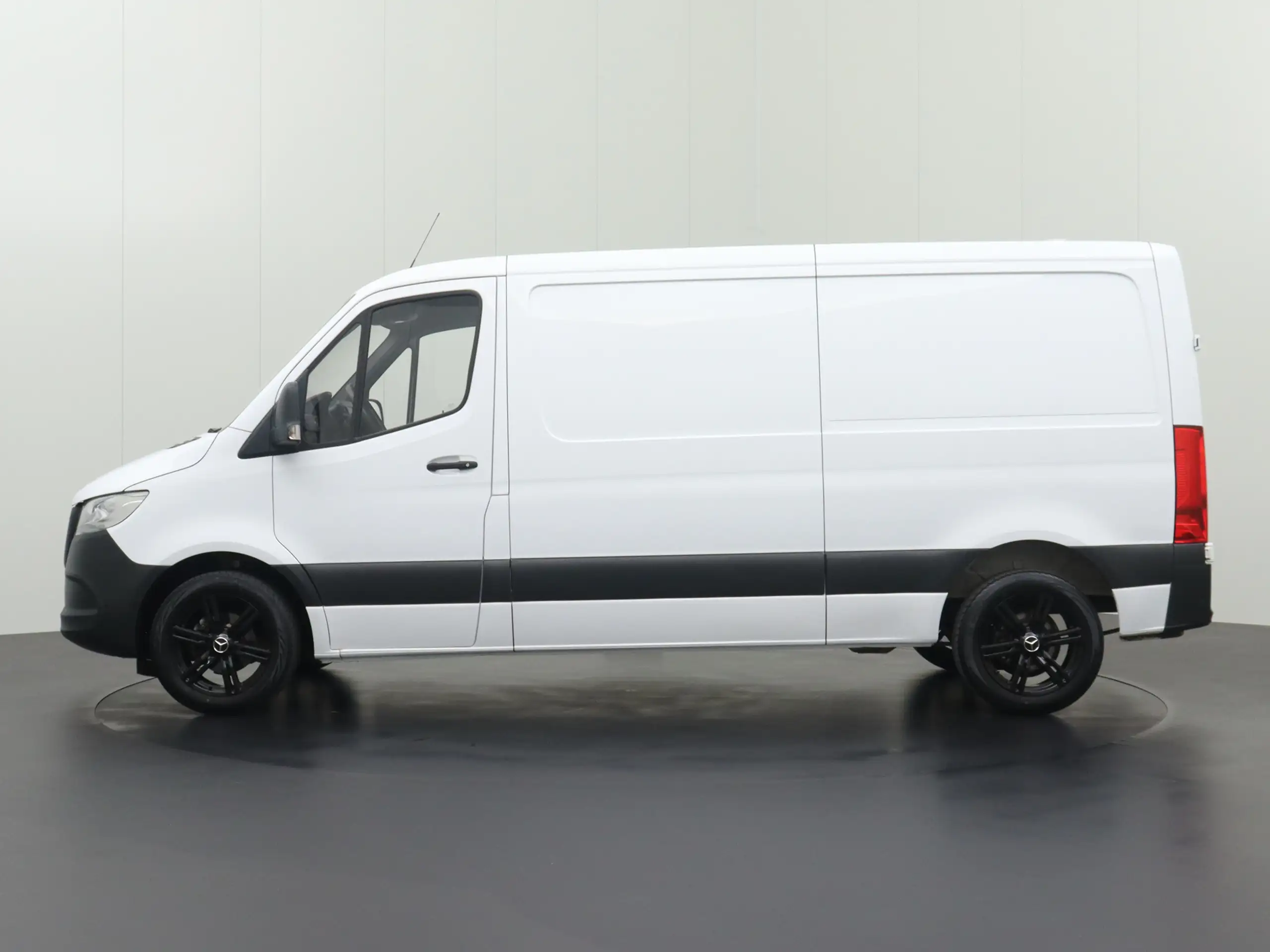 Mercedes-Benz - Sprinter