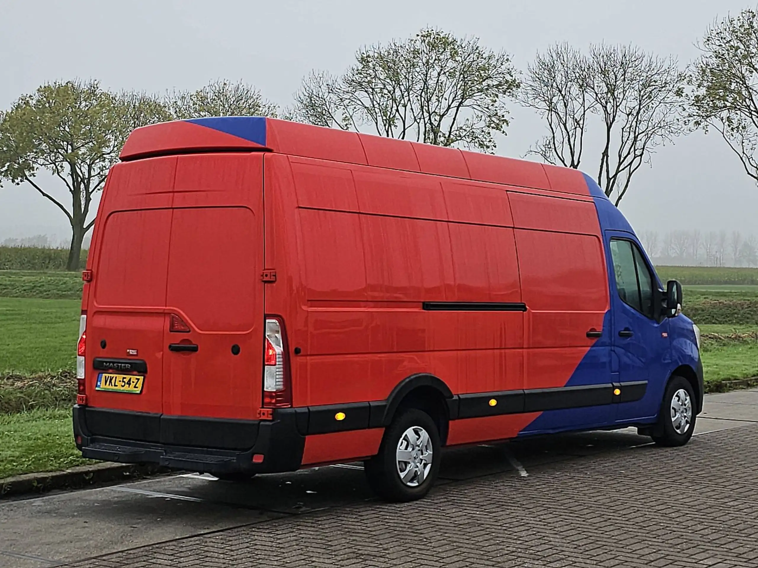 Renault - Master