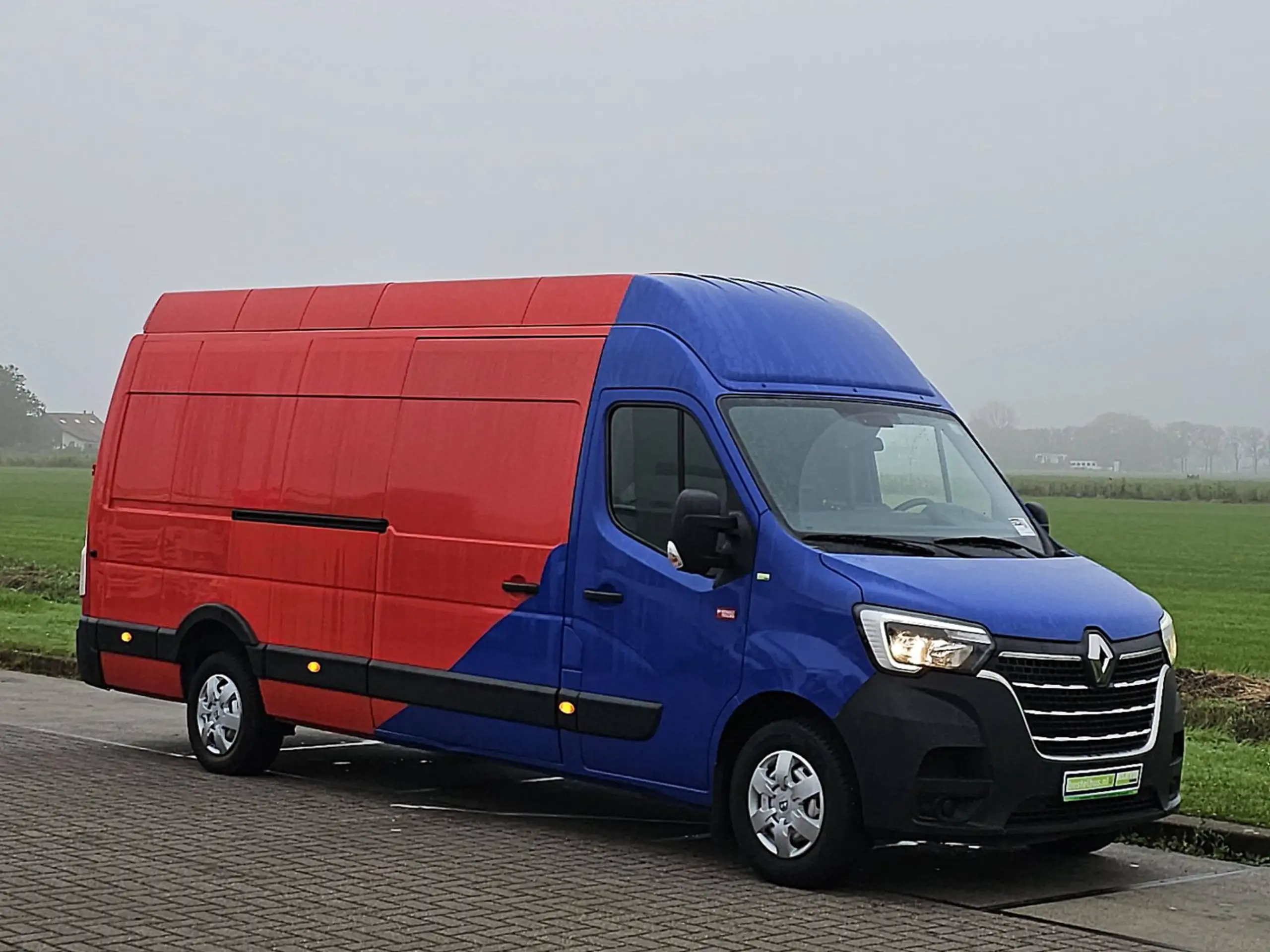 Renault - Master