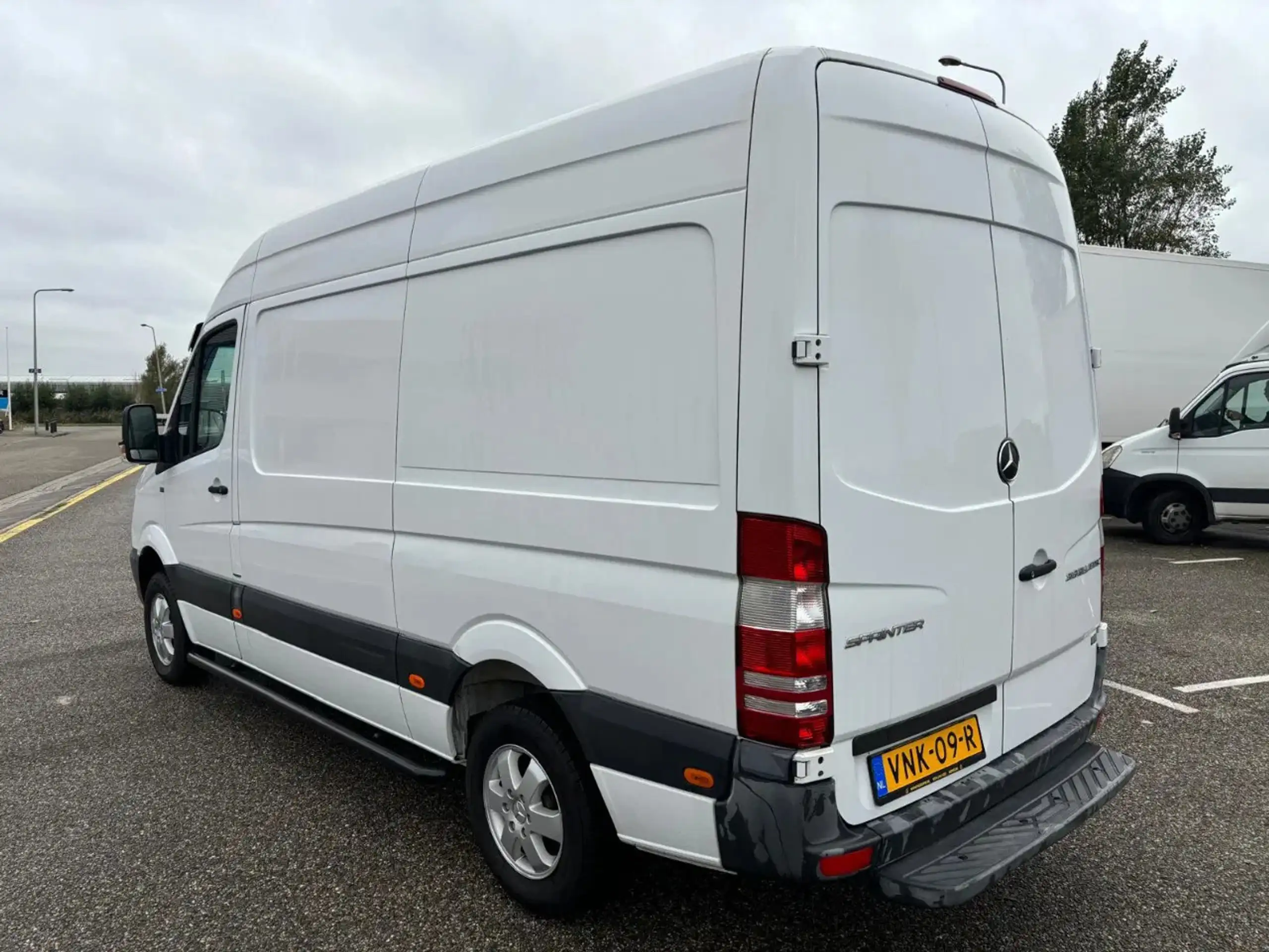 Mercedes-Benz - Sprinter