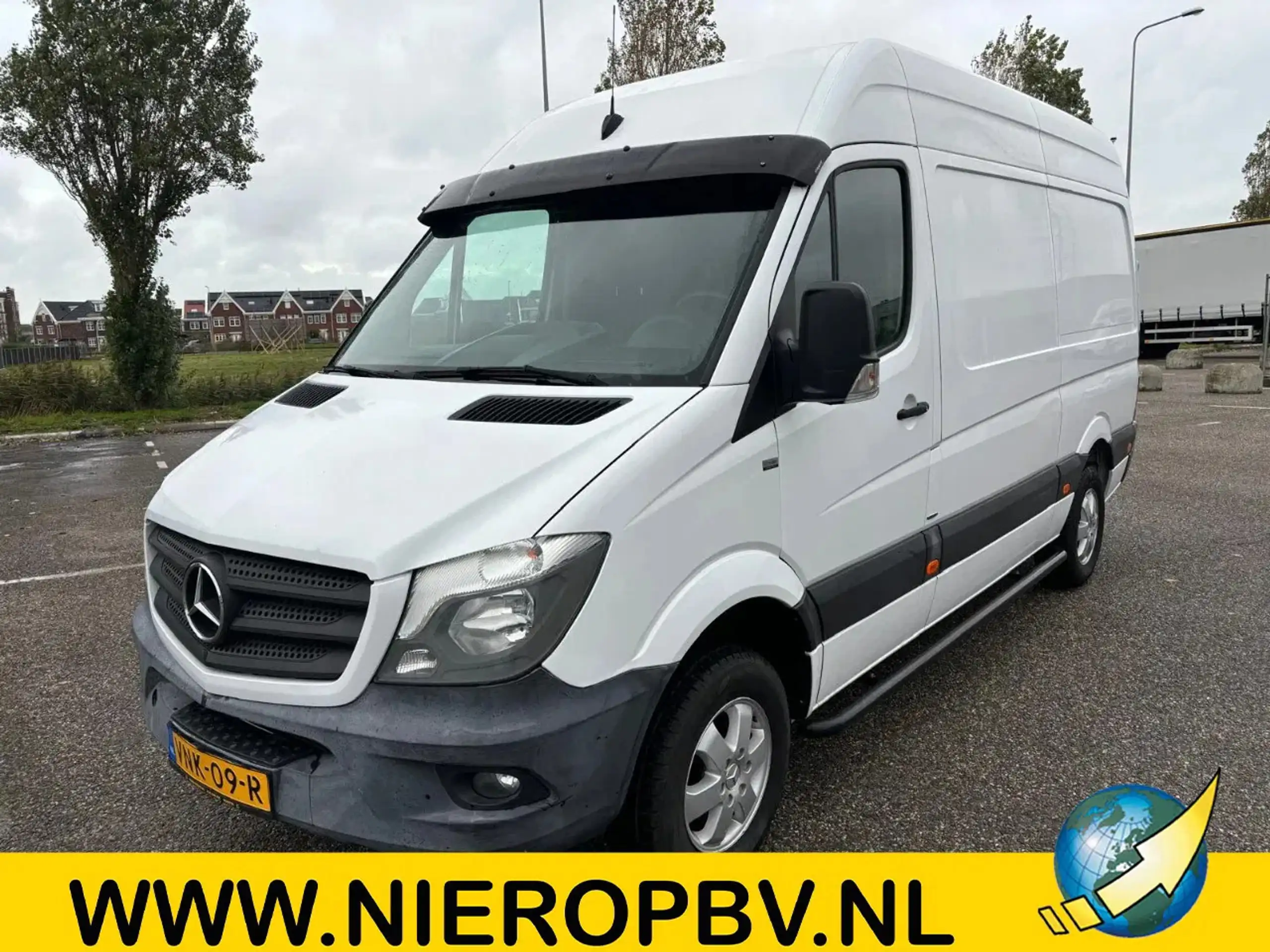 Mercedes-Benz - Sprinter