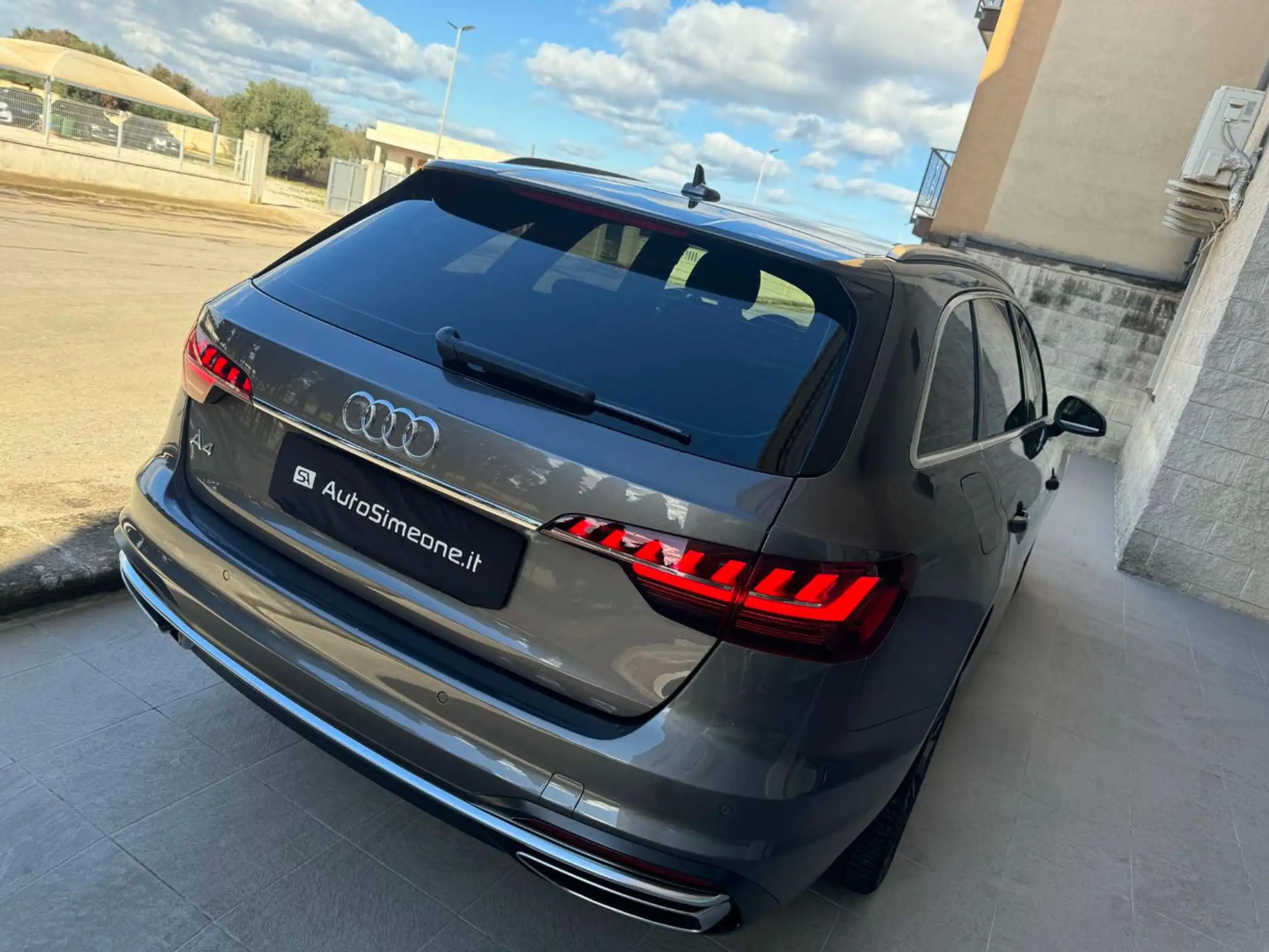 Audi - A4