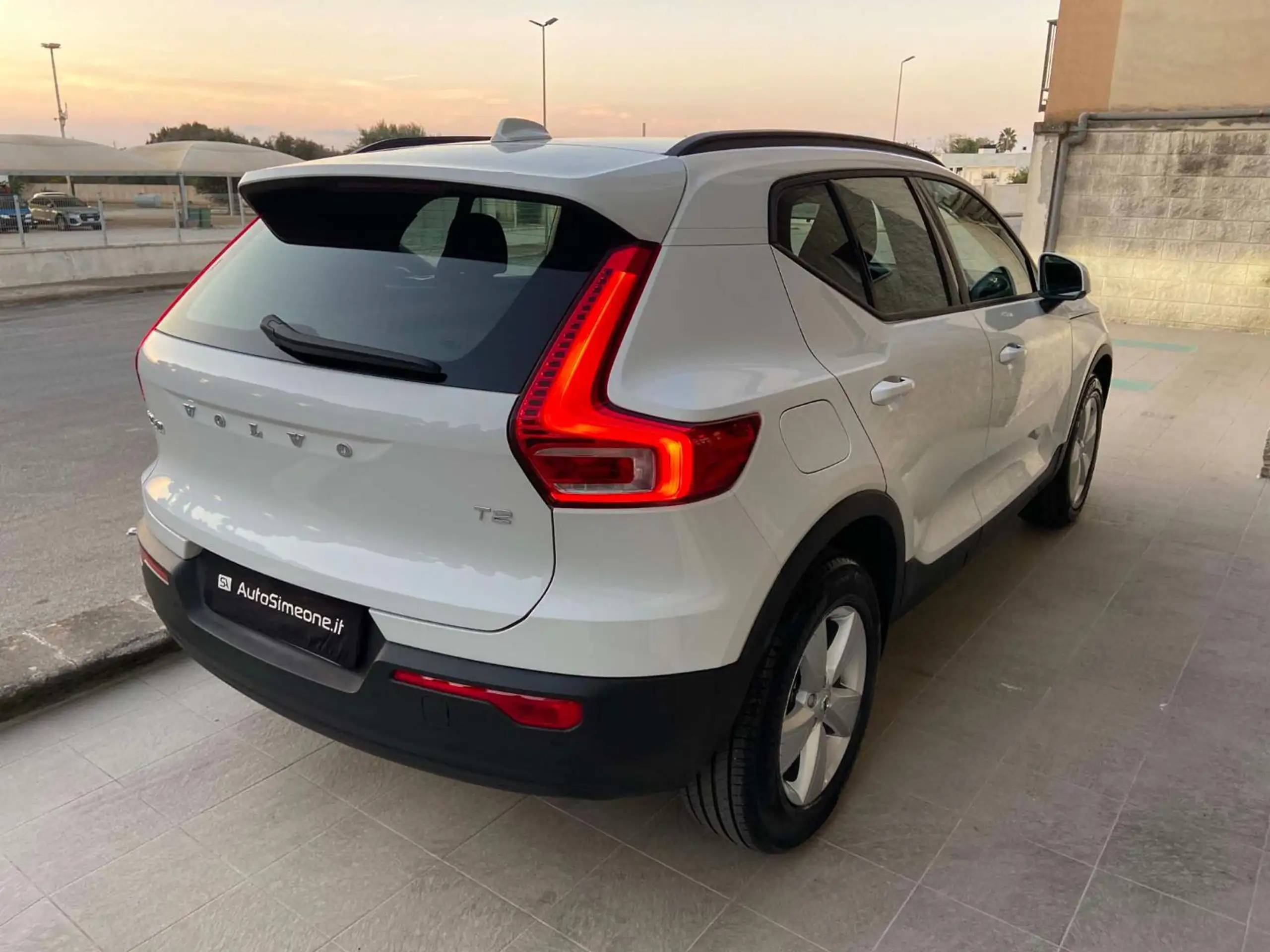 Volvo - XC40