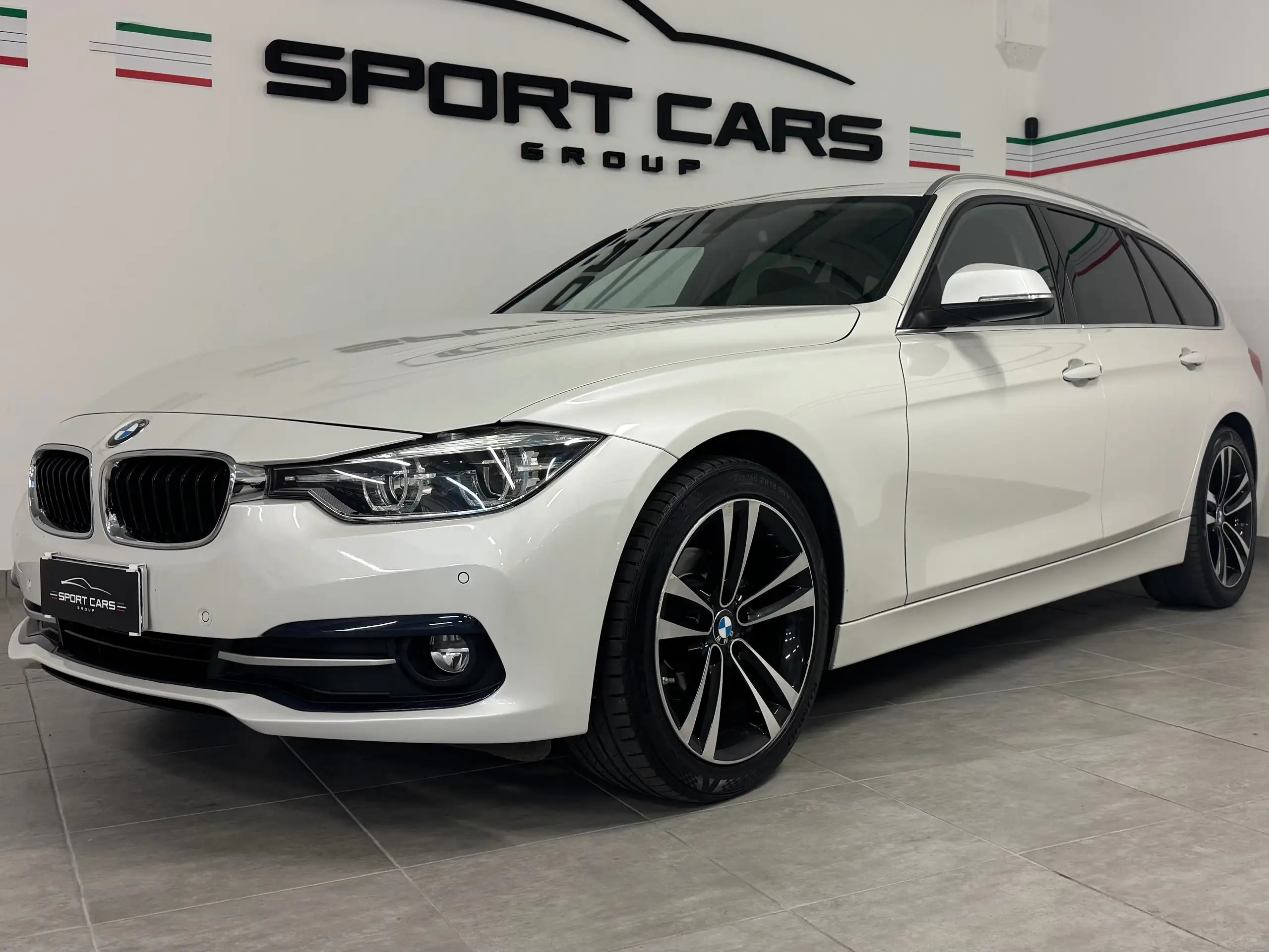 BMW 318 2019