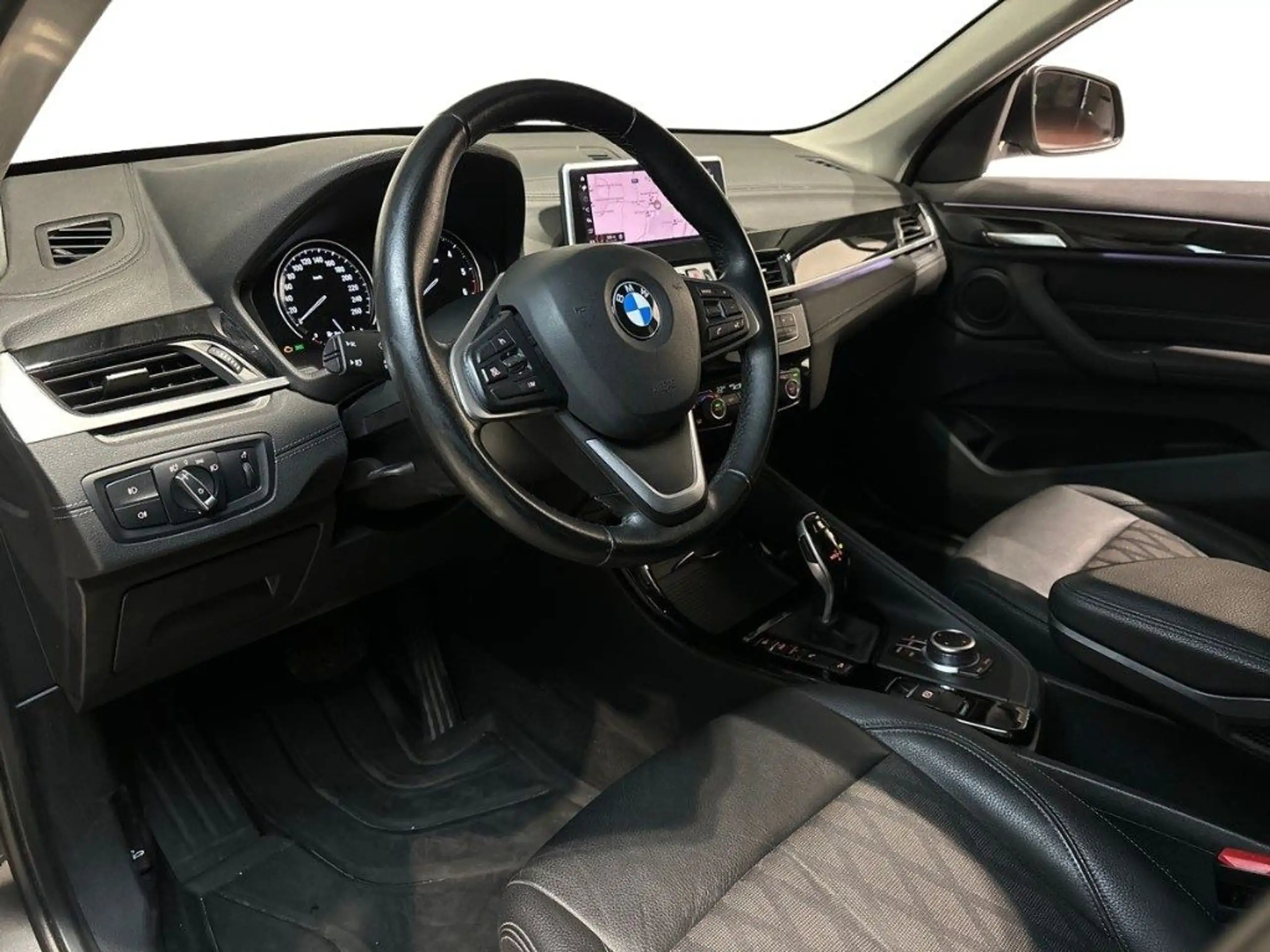 BMW - X1