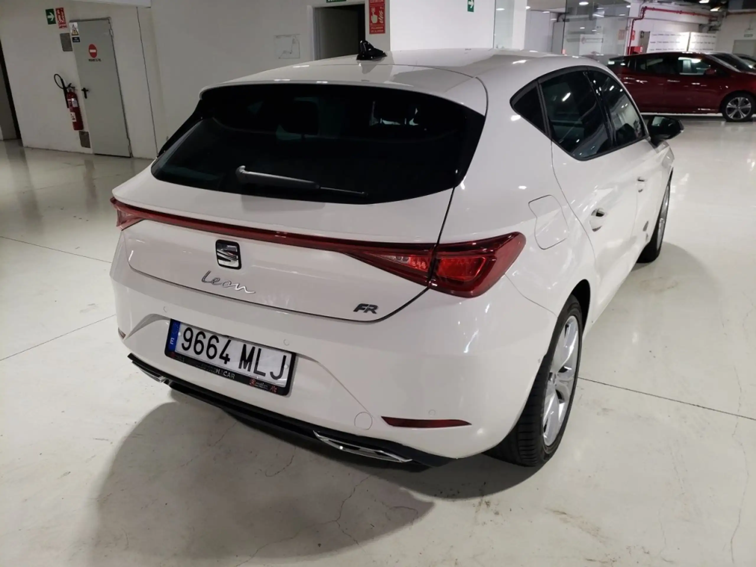 SEAT - Leon