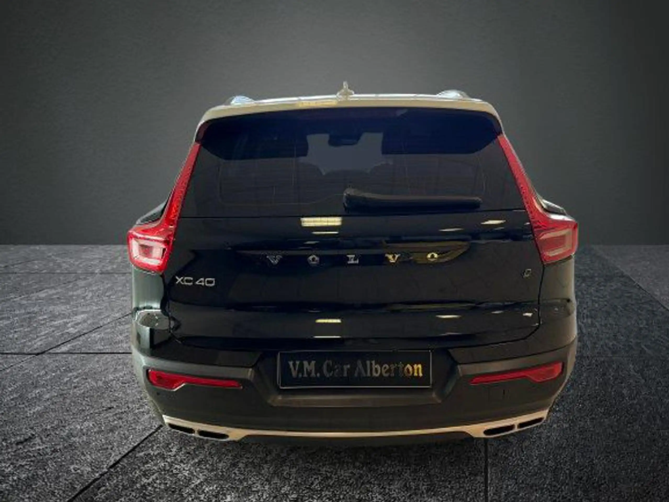 Volvo - XC40