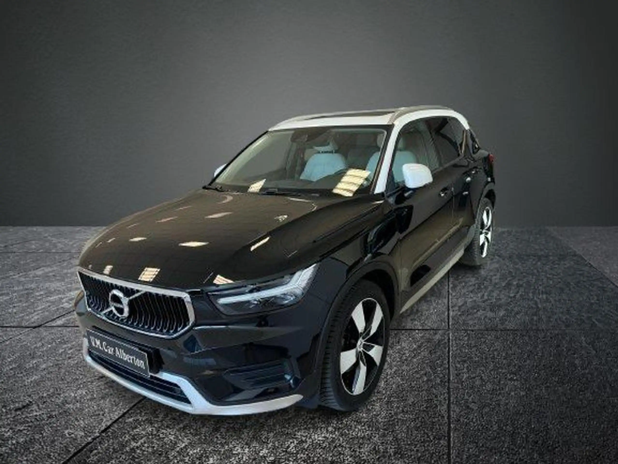 Volvo - XC40