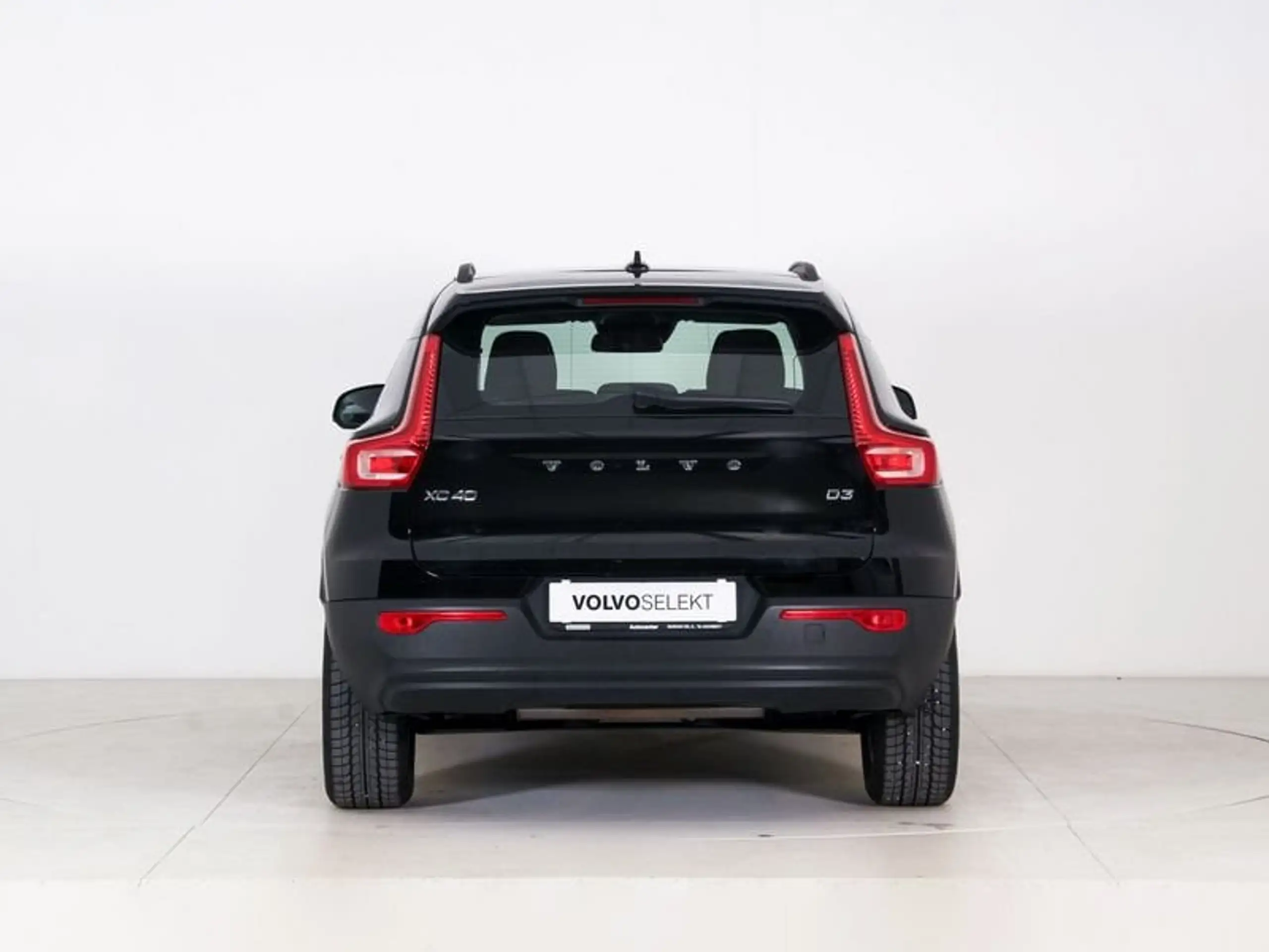 Volvo - XC40