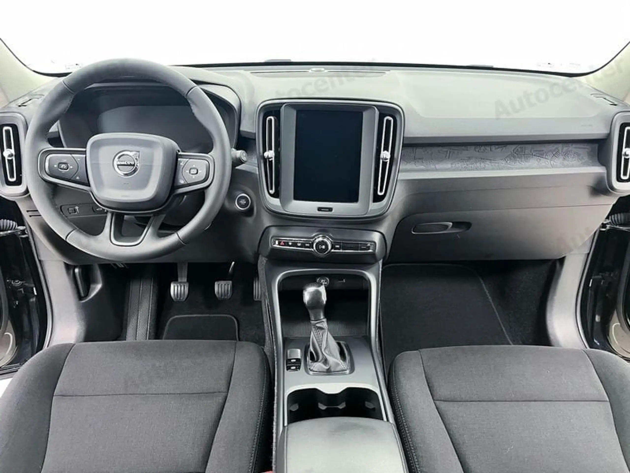 Volvo - XC40