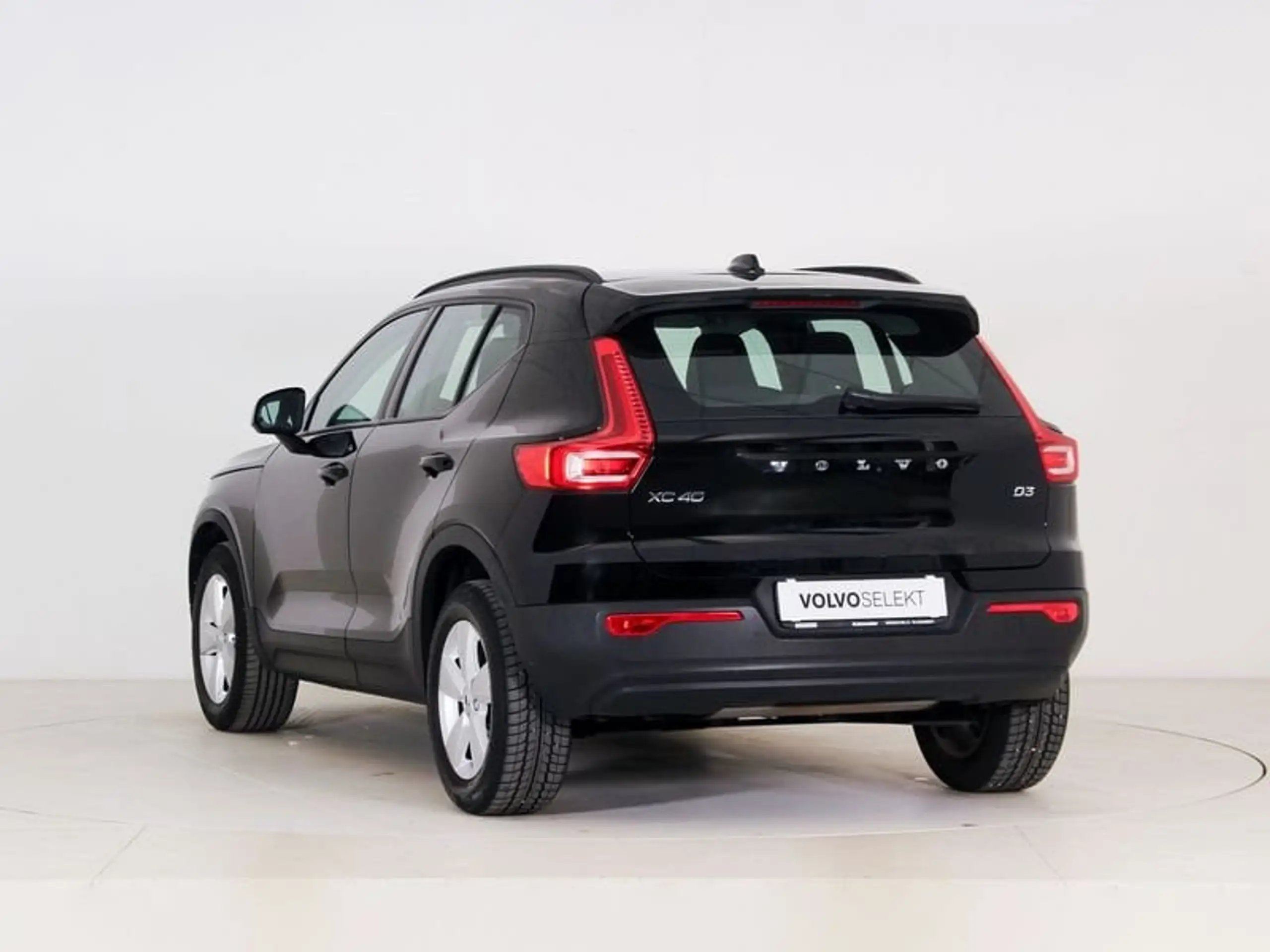 Volvo - XC40