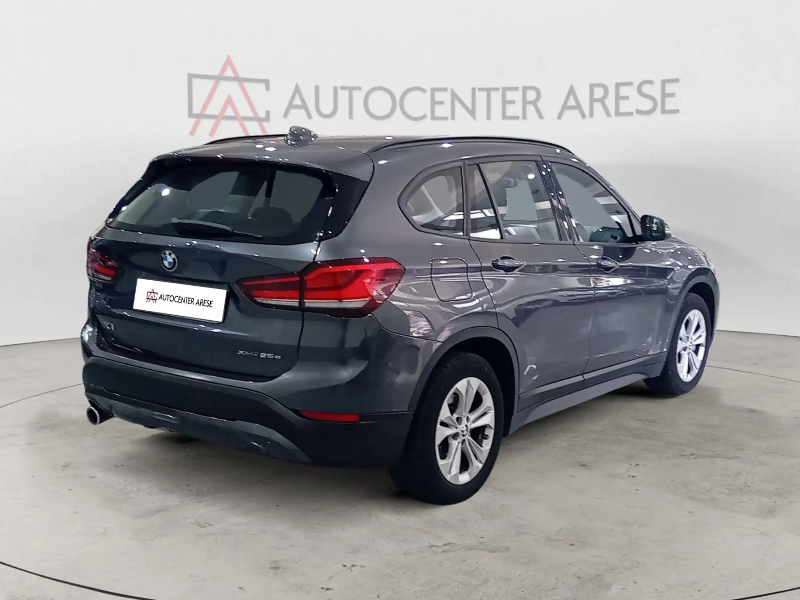 BMW - X1