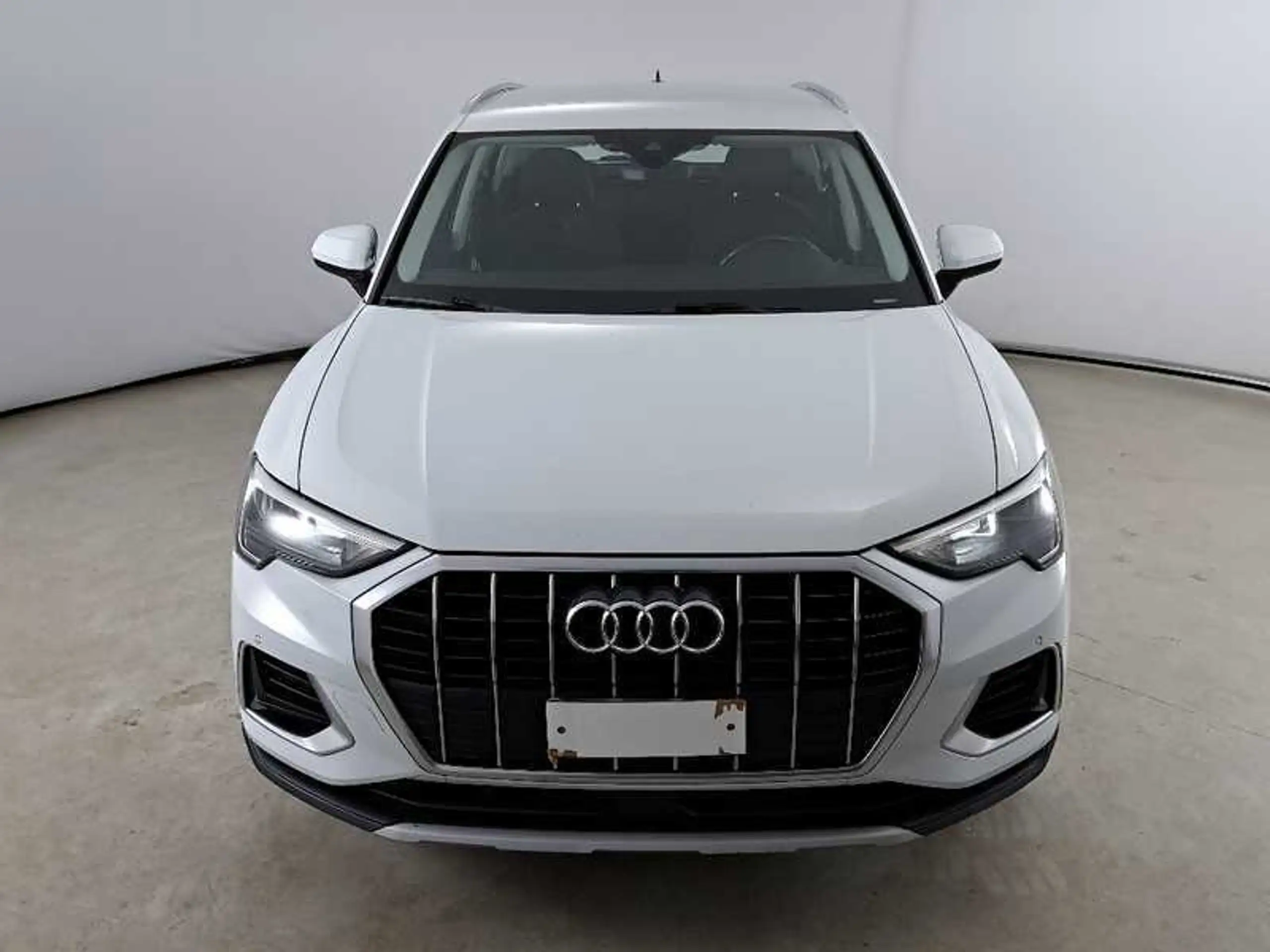 Audi - Q3