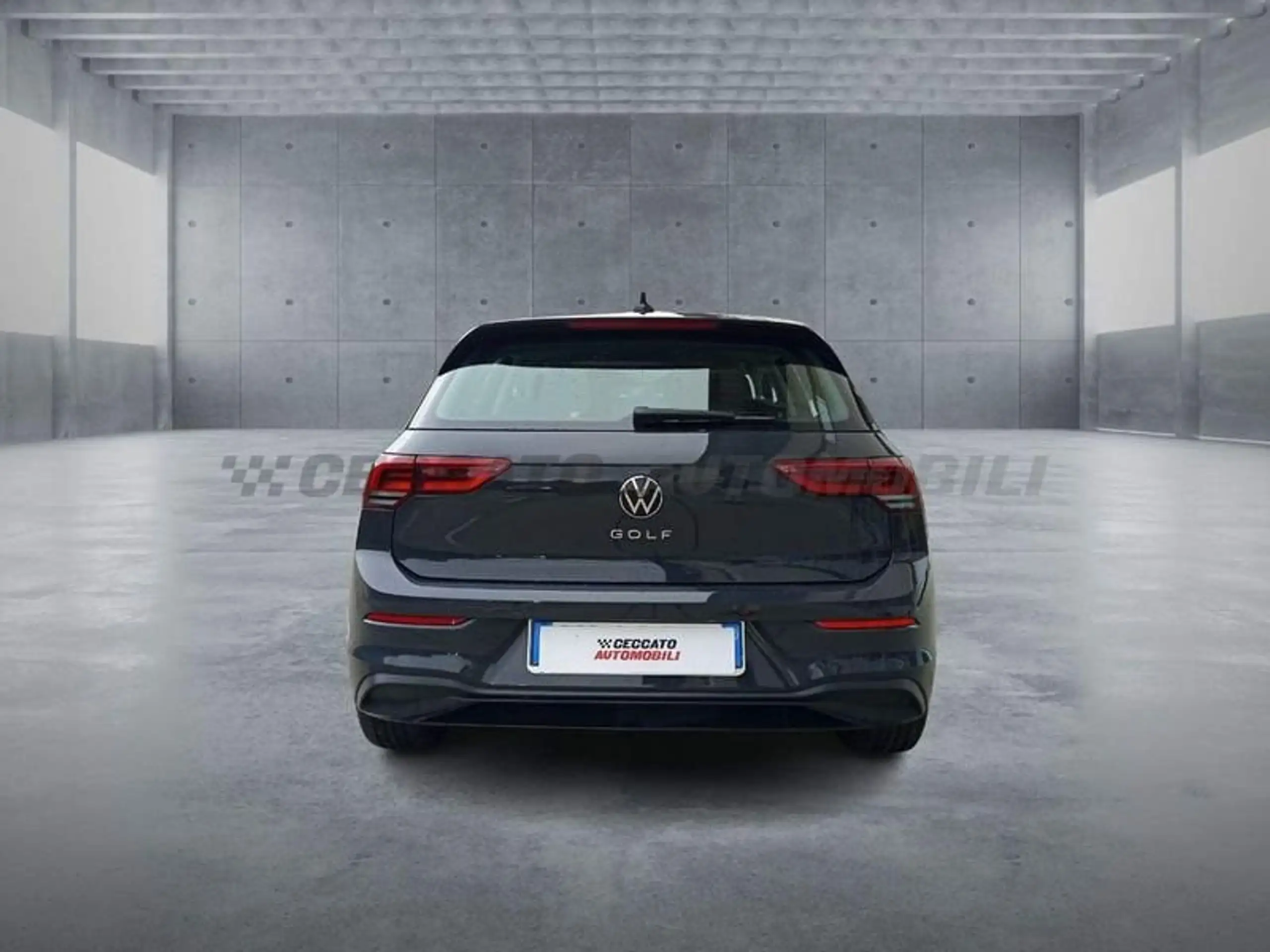 Volkswagen - Golf