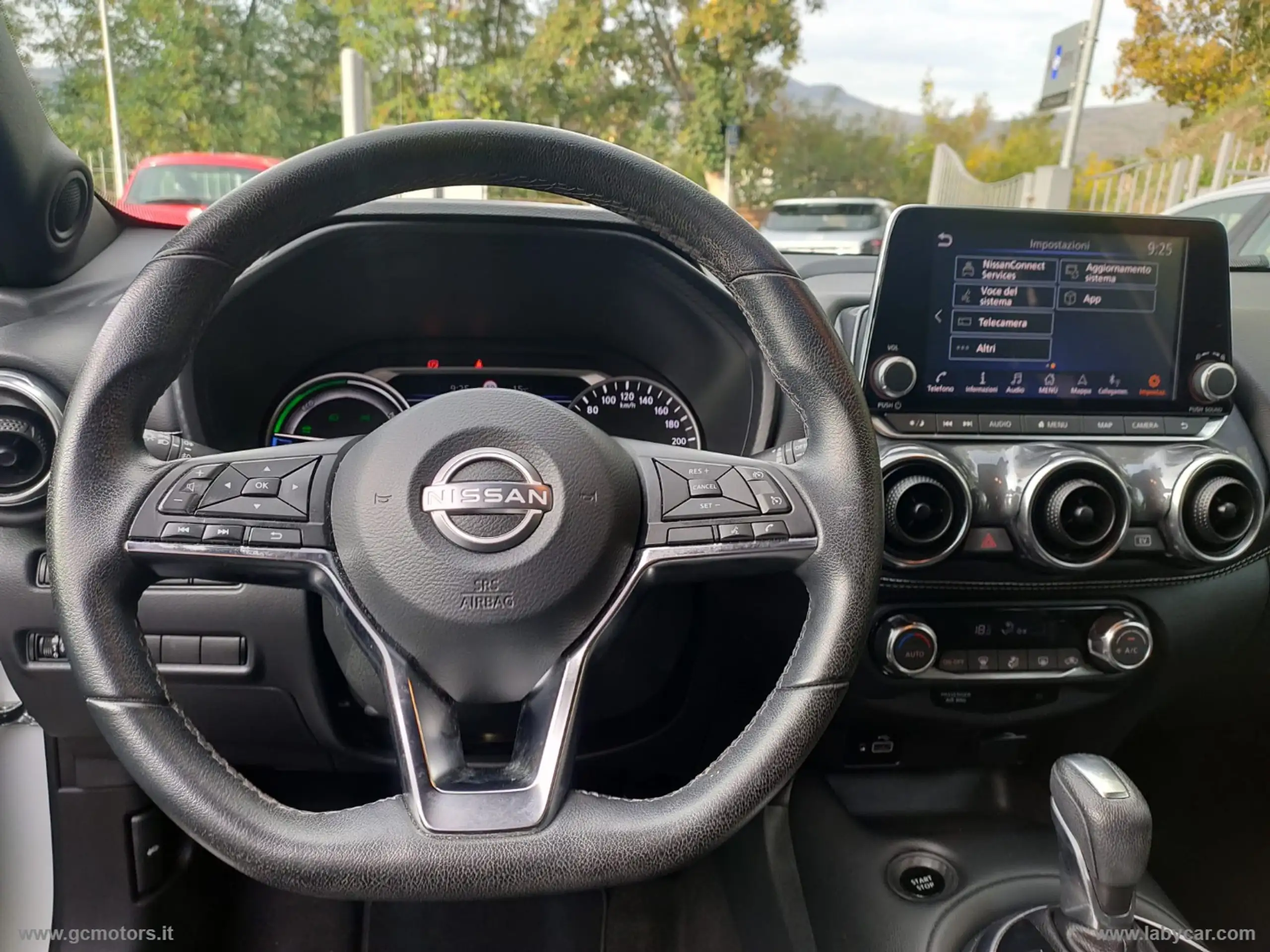 Nissan - Juke