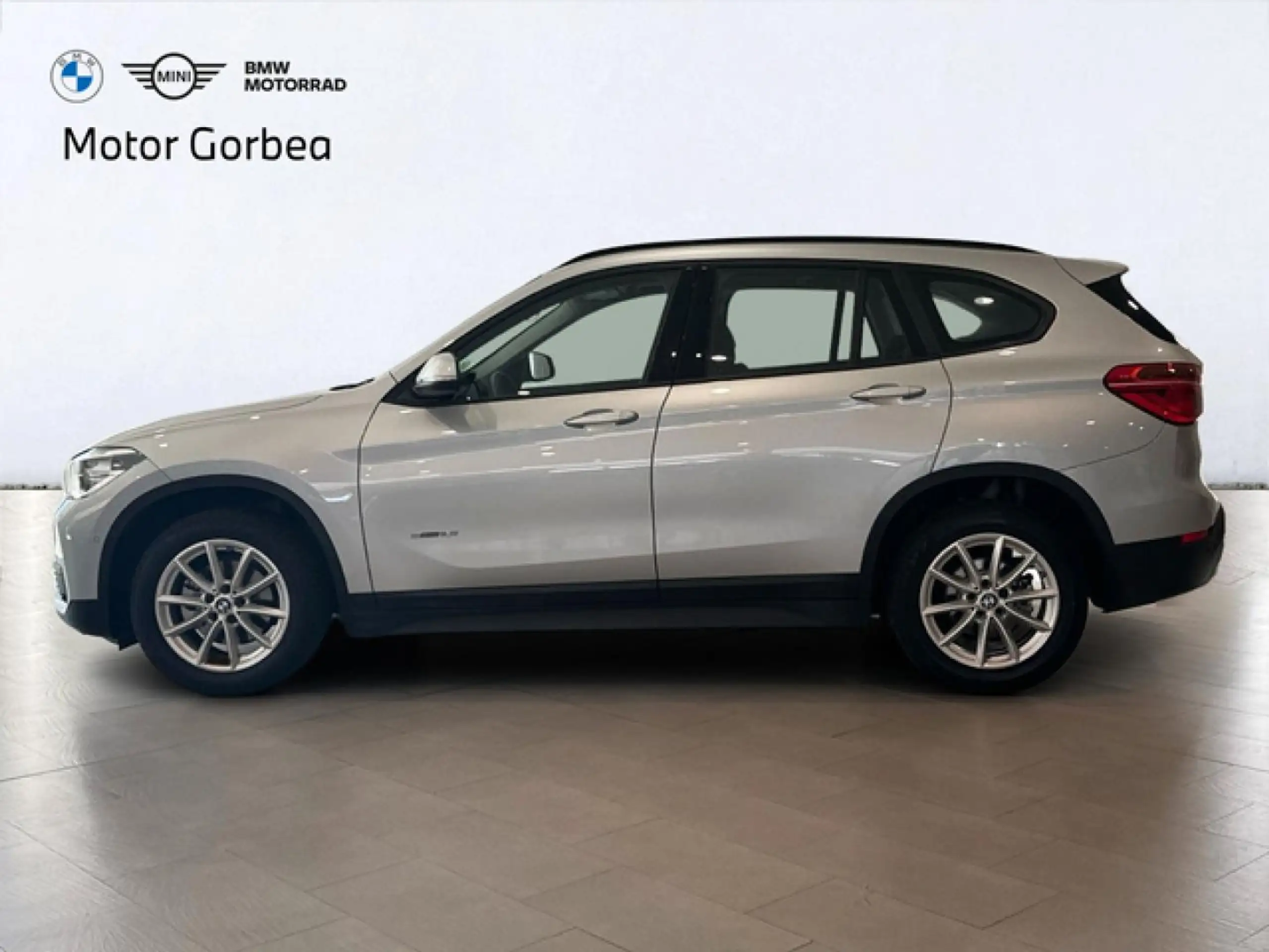 BMW - X1