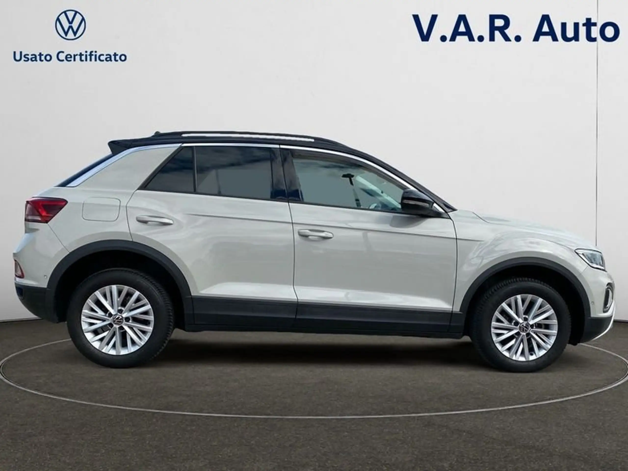 Volkswagen - T-Roc