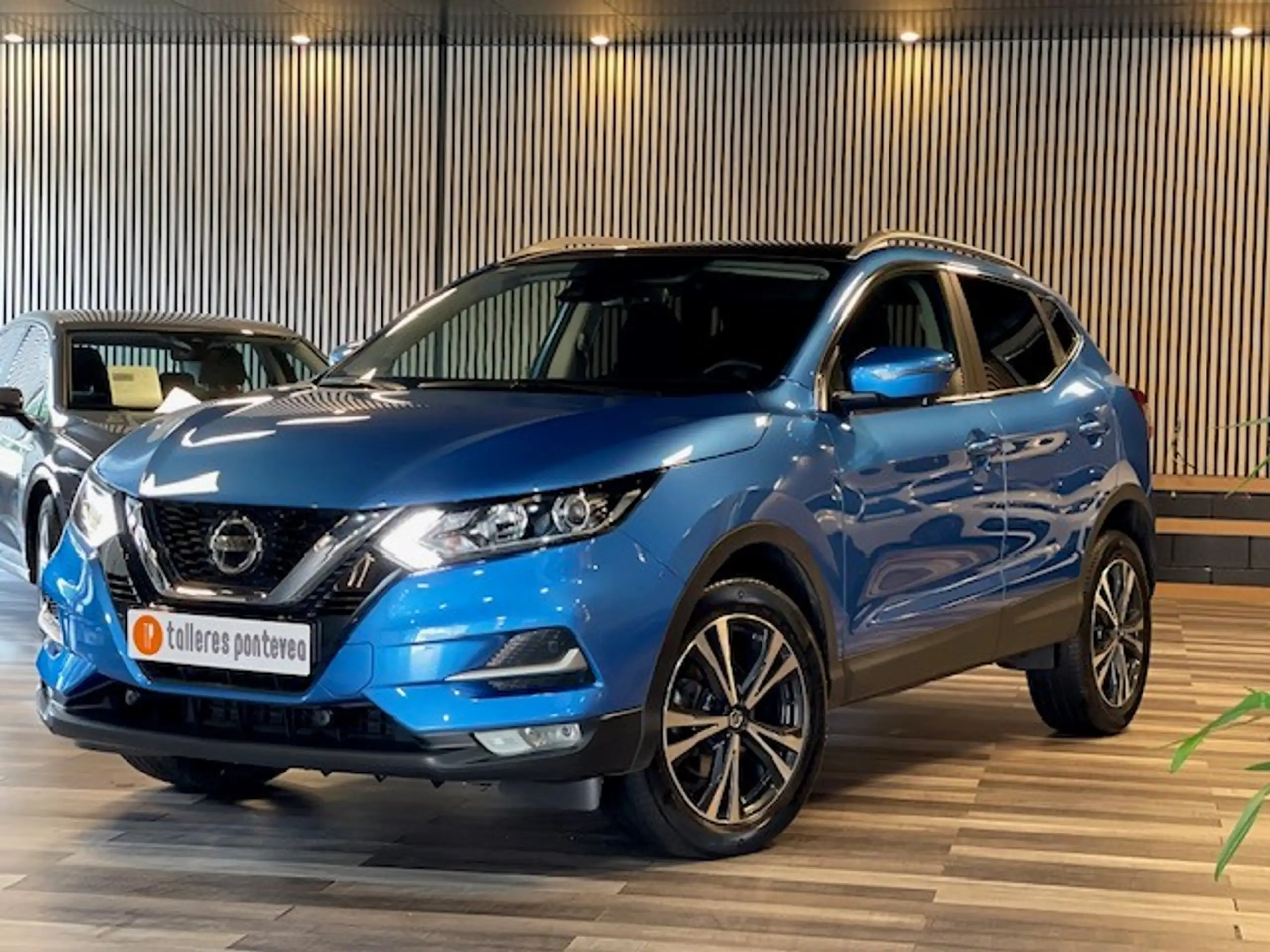 Nissan - Qashqai