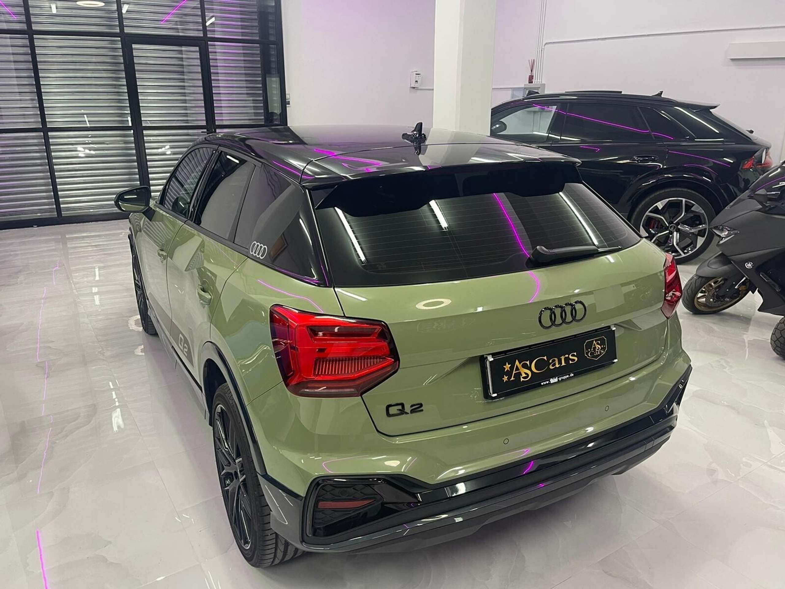 Audi - Q2