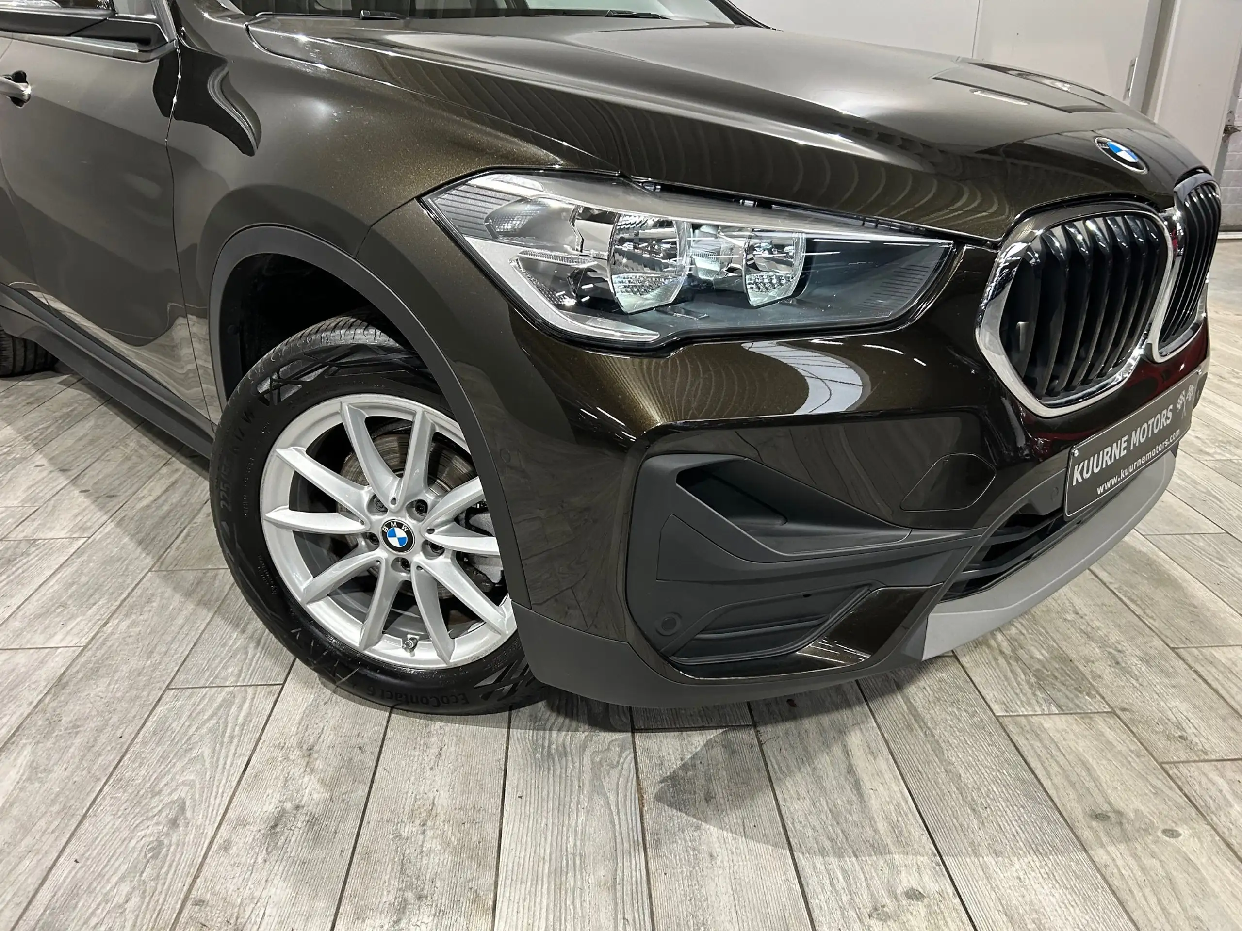 BMW - X1