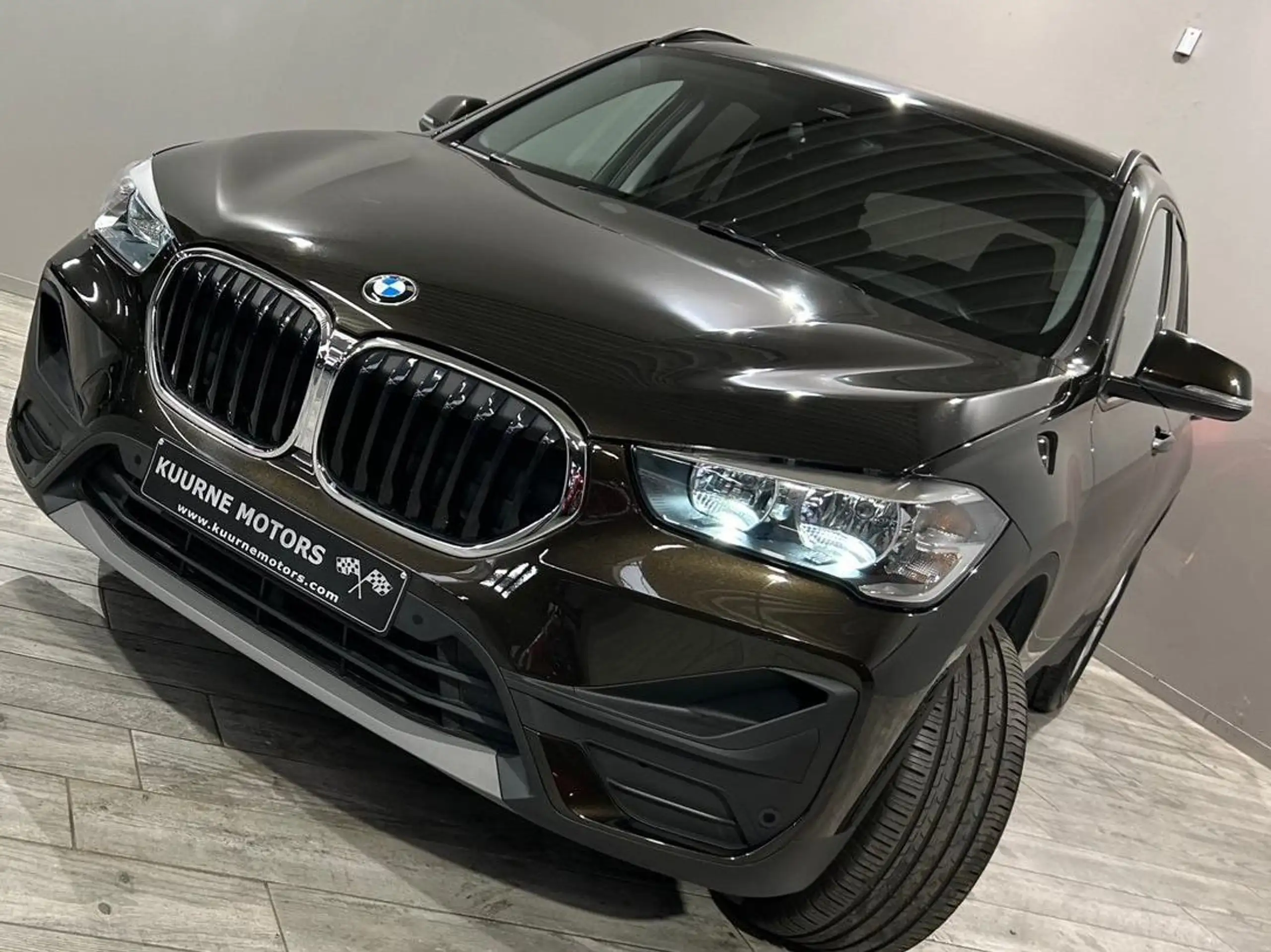 BMW - X1