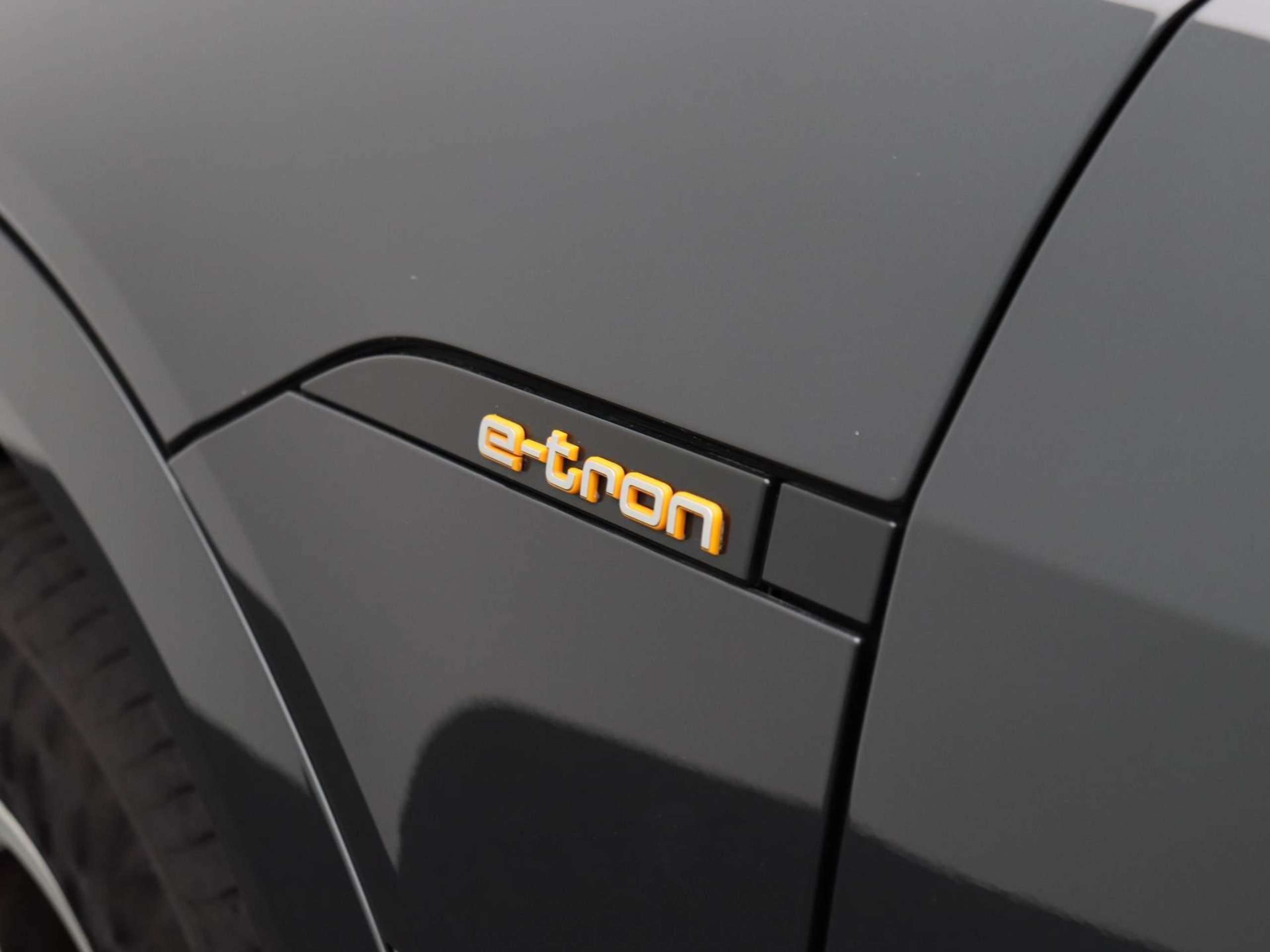 Audi - e-tron