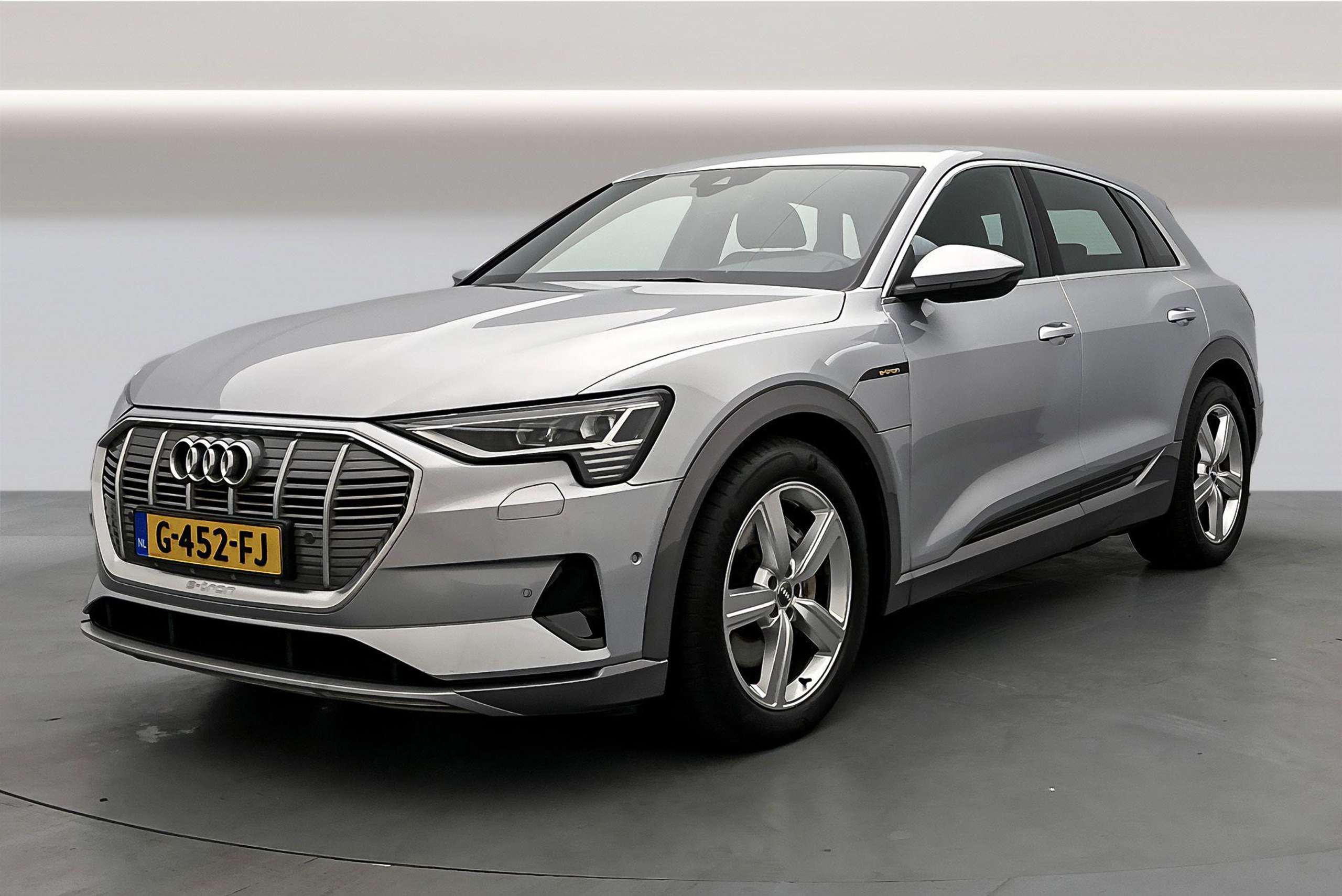 Audi e-tron 2019