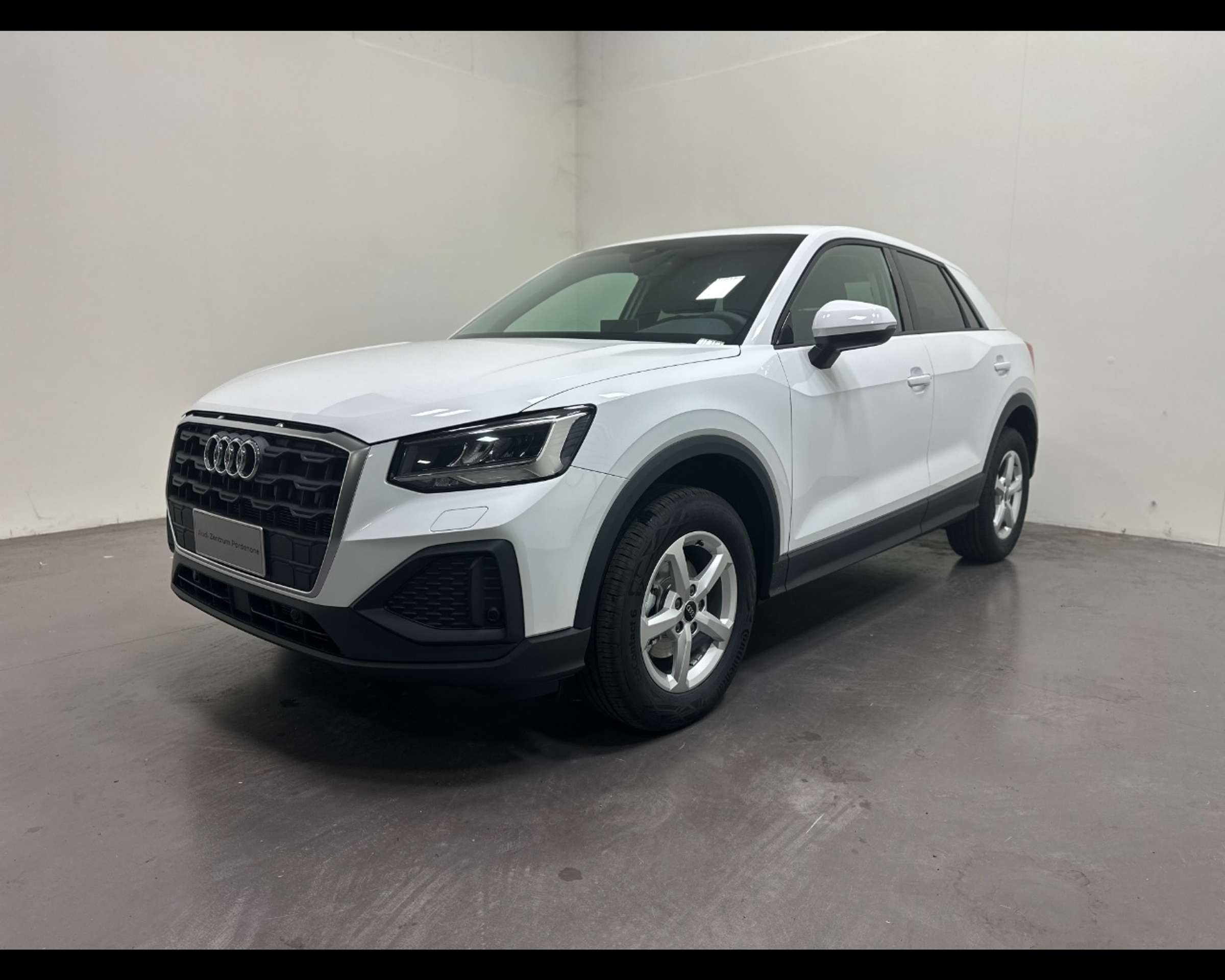 Audi - Q2