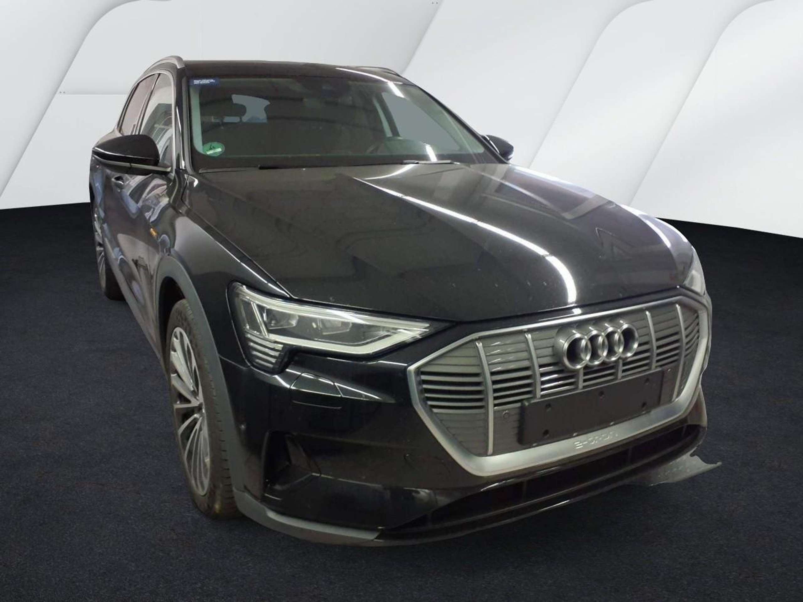 Audi - e-tron