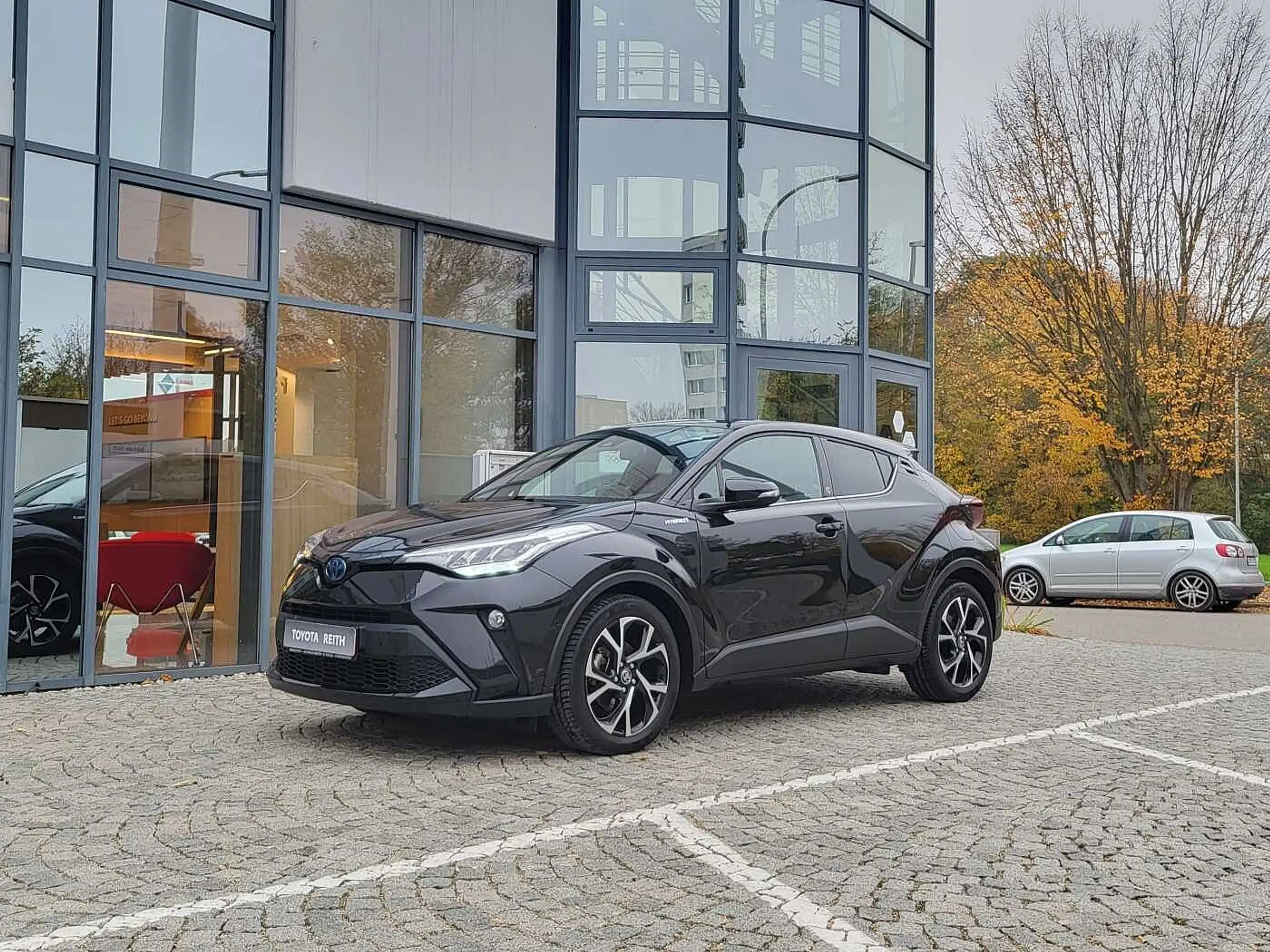 Toyota - C-HR