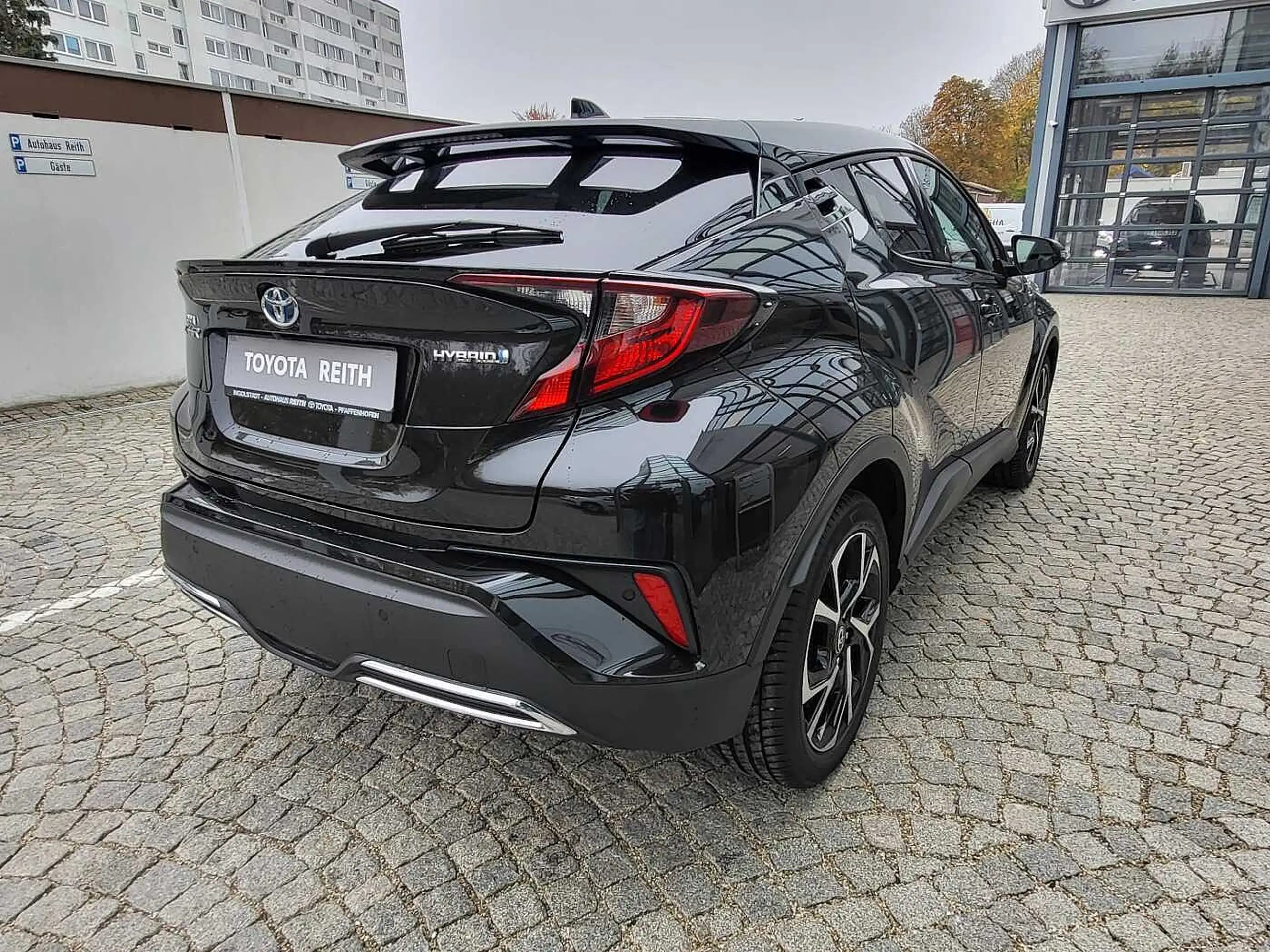 Toyota - C-HR