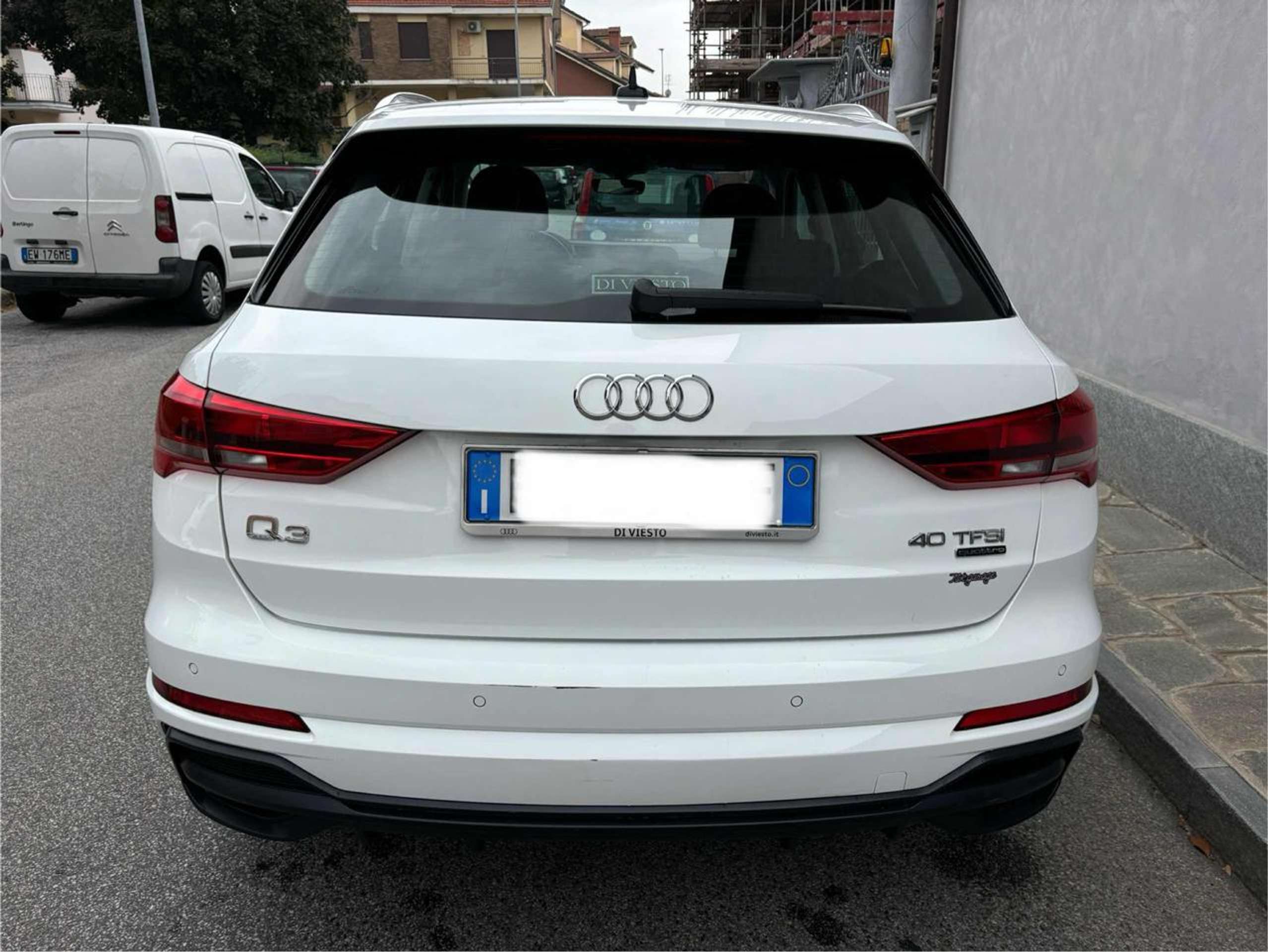 Audi - Q3