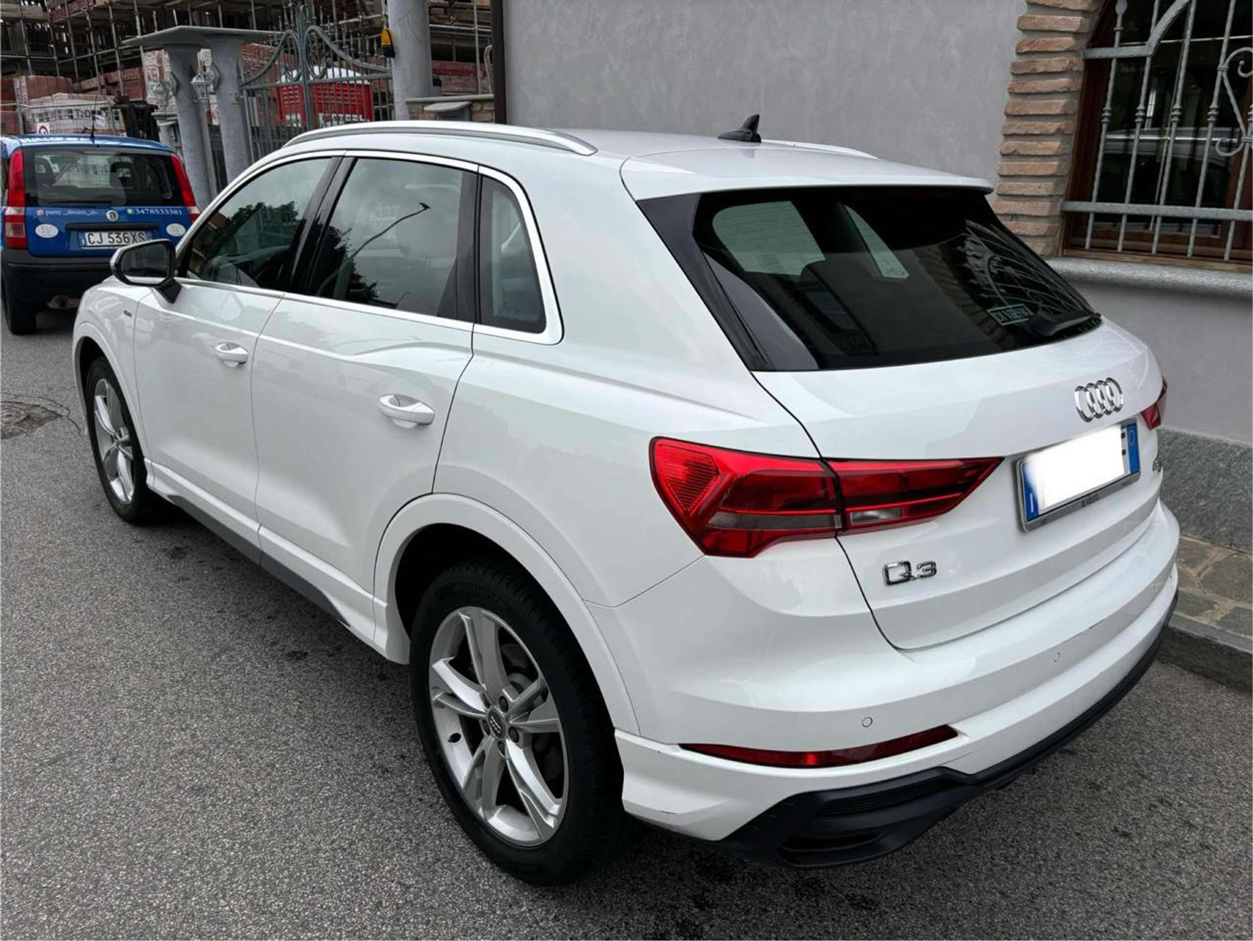 Audi - Q3