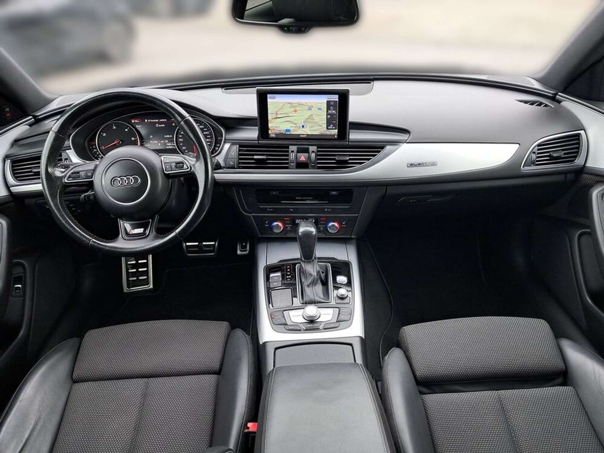 Audi - A6