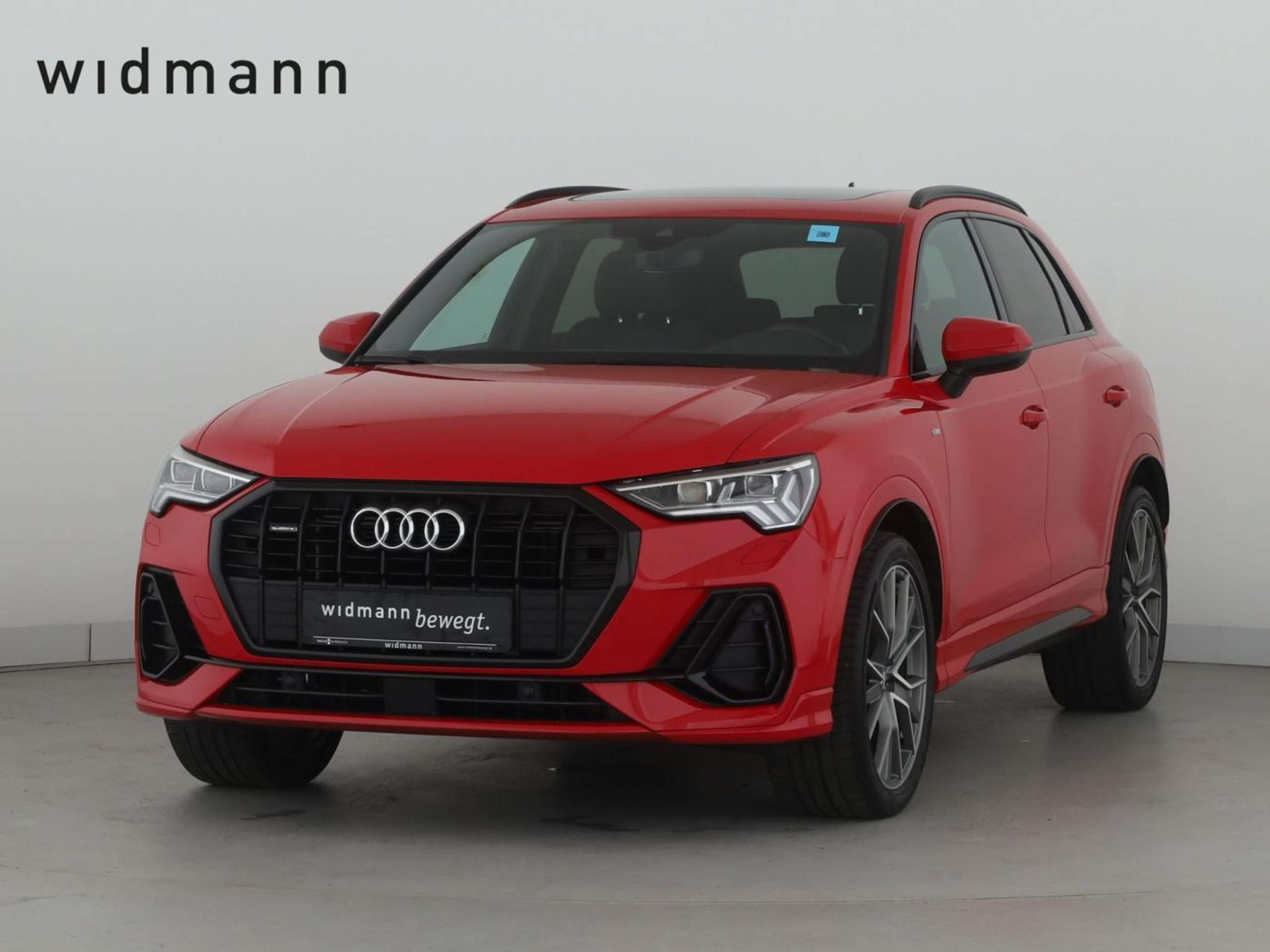 Audi - Q3