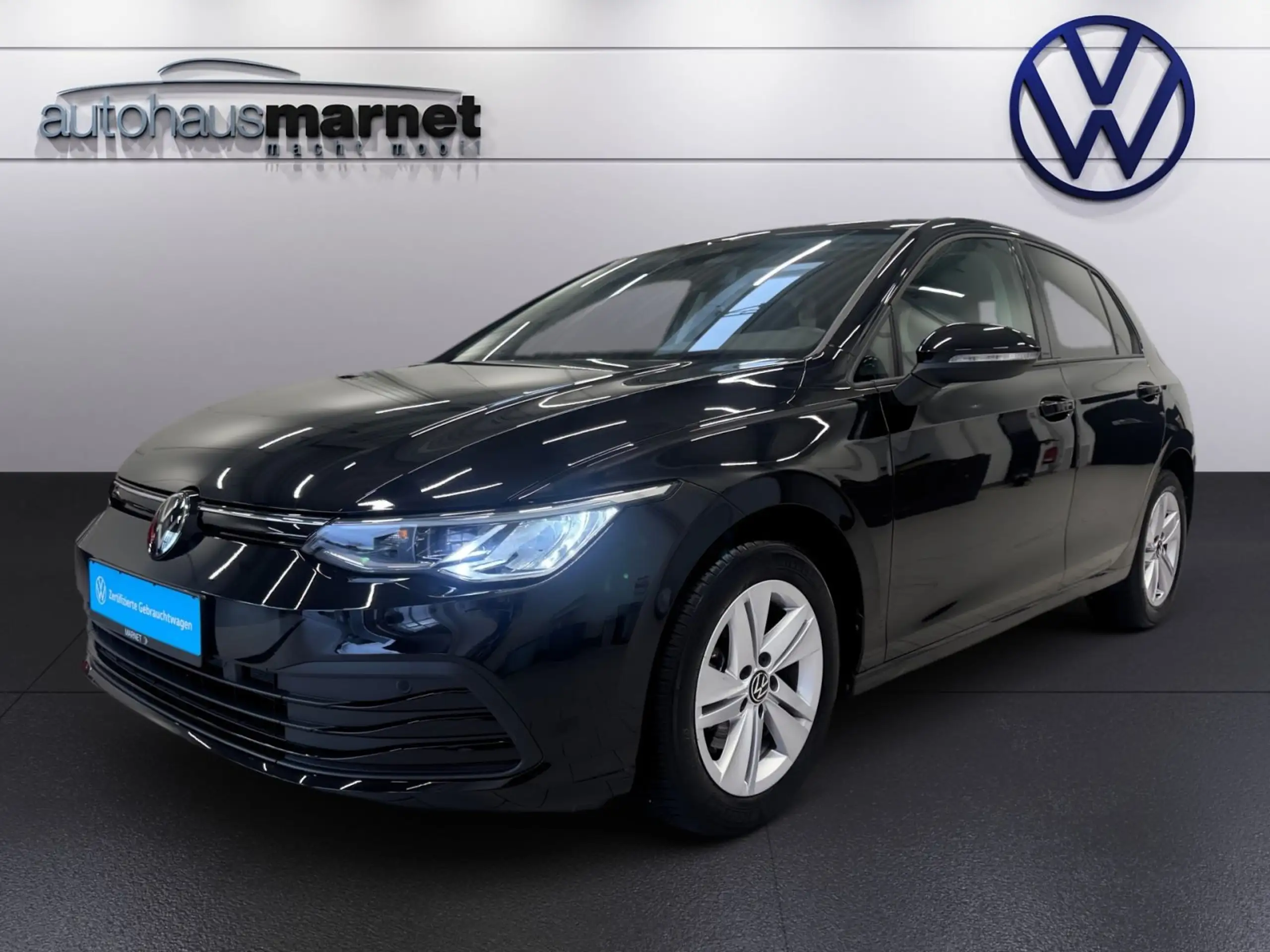 Volkswagen - Golf